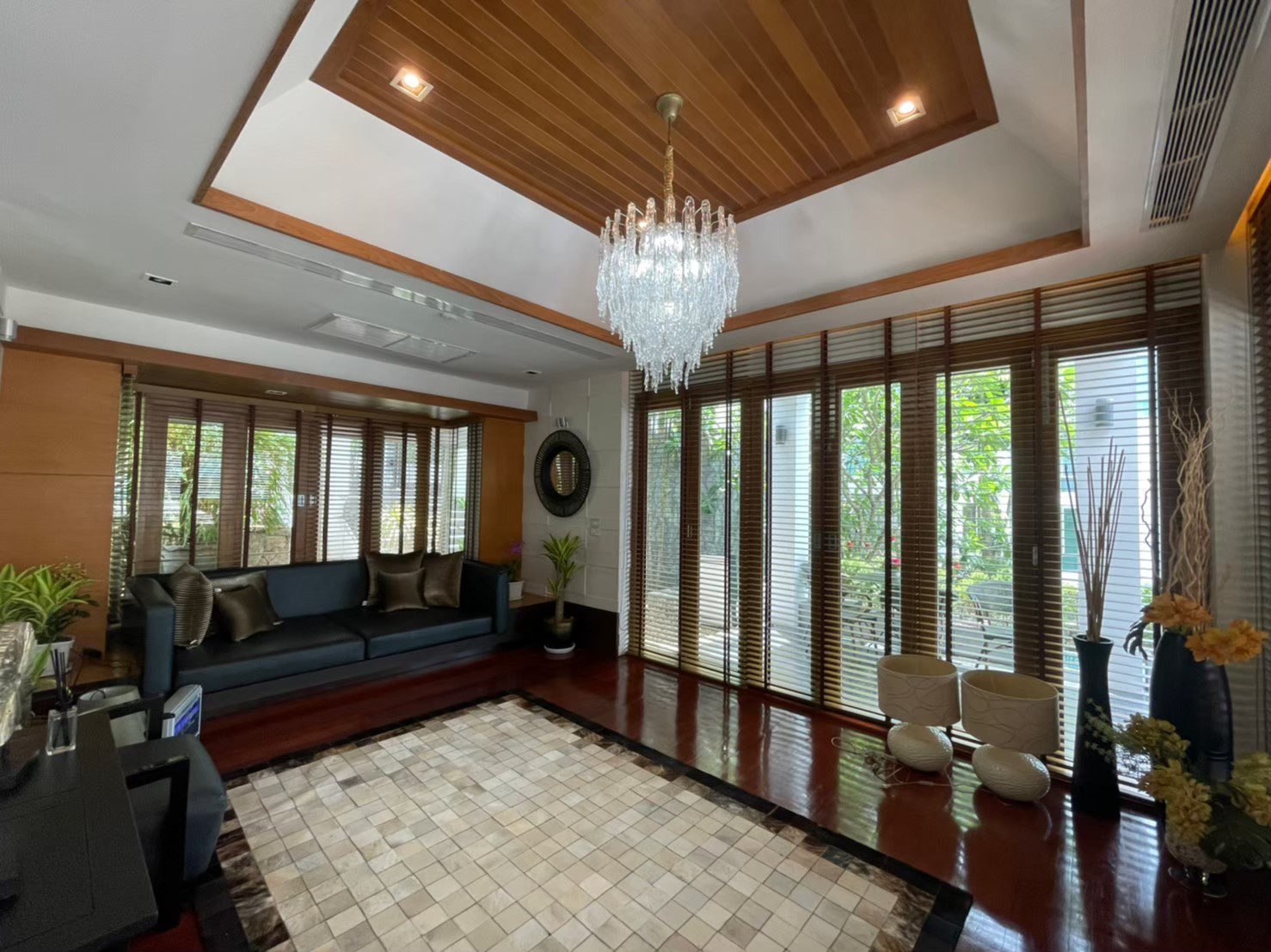 บ้านหรูติดทะเล พัทยาเหนือ ติดปราสาทสัจธรรม / 5 ห้องนอน (ขาย), Luxury Beachfront House North Pattaya / 5 Bedrooms (FOR SALE) KP020