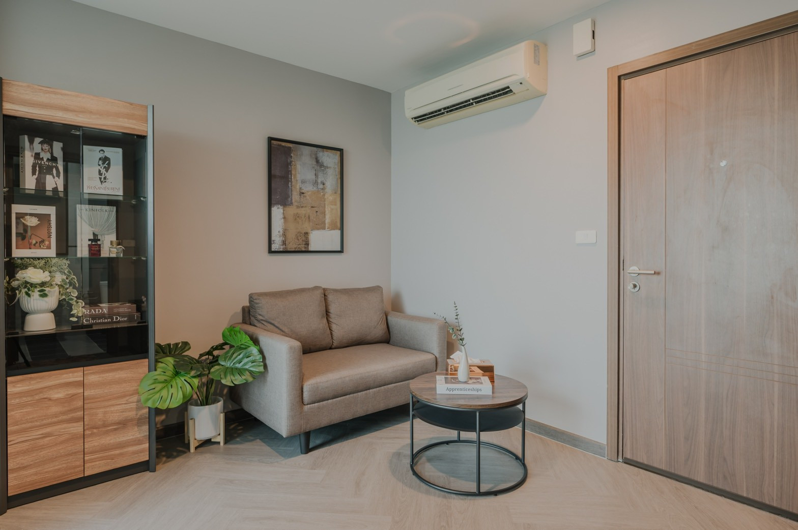 The Base Sukhumvit 77 / 1 Bedroom (SALE WITH TENANT), เดอะ เบส สุขุมวิท 77 / 1 ห้องนอน (ขายพร้อมผู้เช่า) PRW044