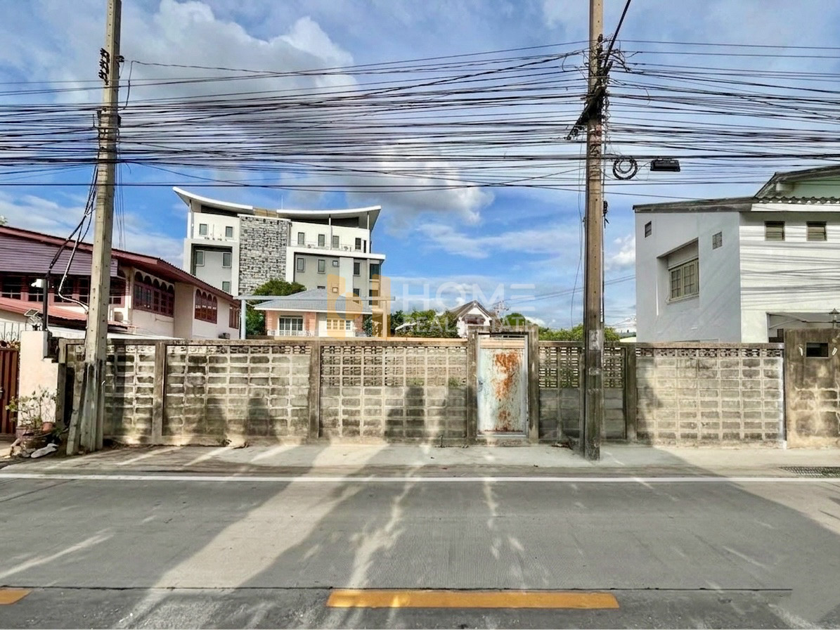 ที่ดิน บางซื่อ ประชาชื่น (ปากซอยน้อมจิต ติดถนนริมคลองประปา) / 150 ตารางวา (ขาย), Land Bangsue Prachachuen (at the entrance of Soi Nomjit, adjacent to the canal road) / 150 Square Wa (FOR SALE) BNS148