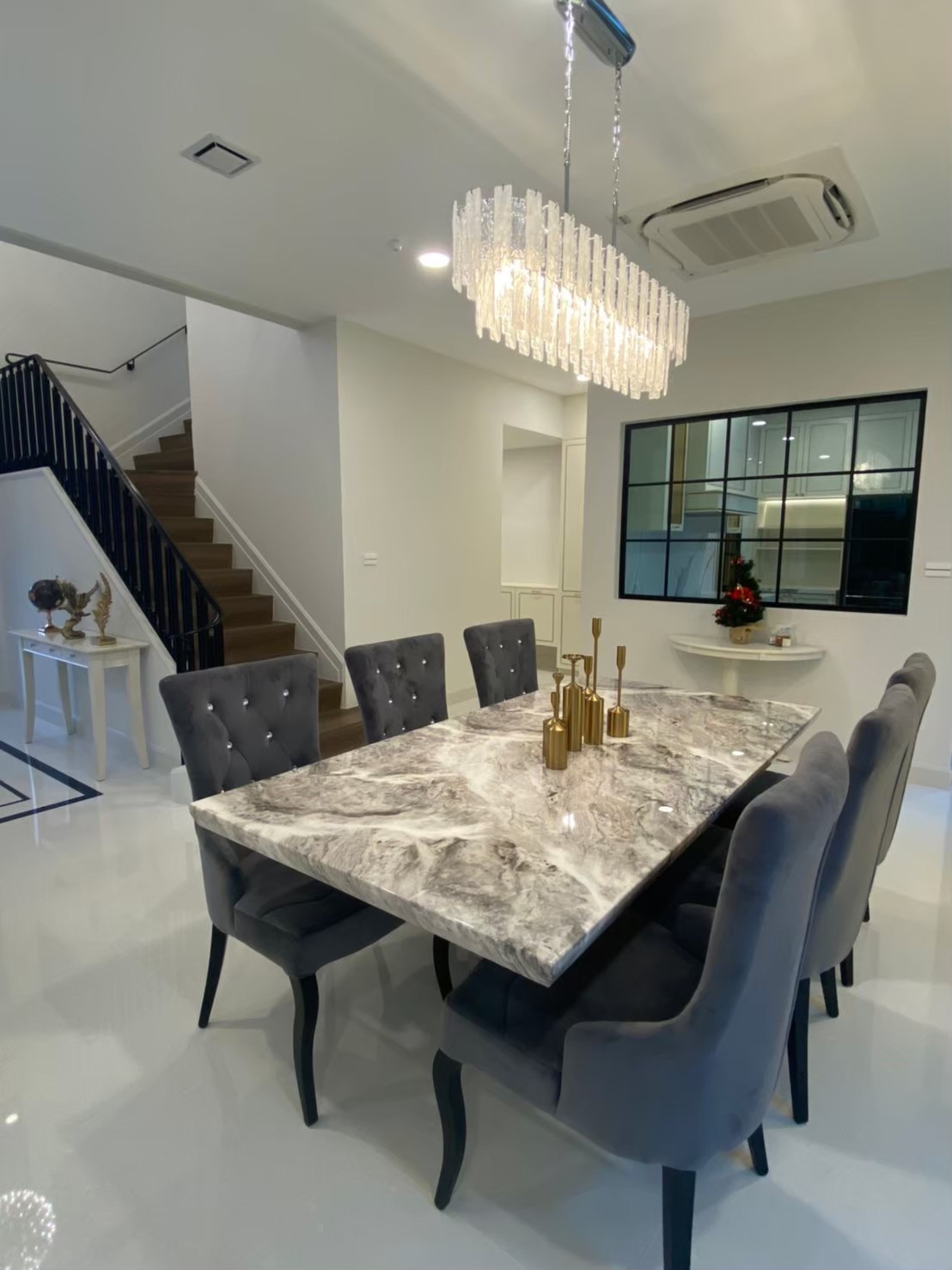 นันทวัน พระราม 9 - กรุงเทพกรีฑาตัดใหม่ / 4 ห้องนอน (ขาย), Nantawan Rama 9 - New Krungthepkreetha / 4 Bedrooms (FOR SALE) AA640