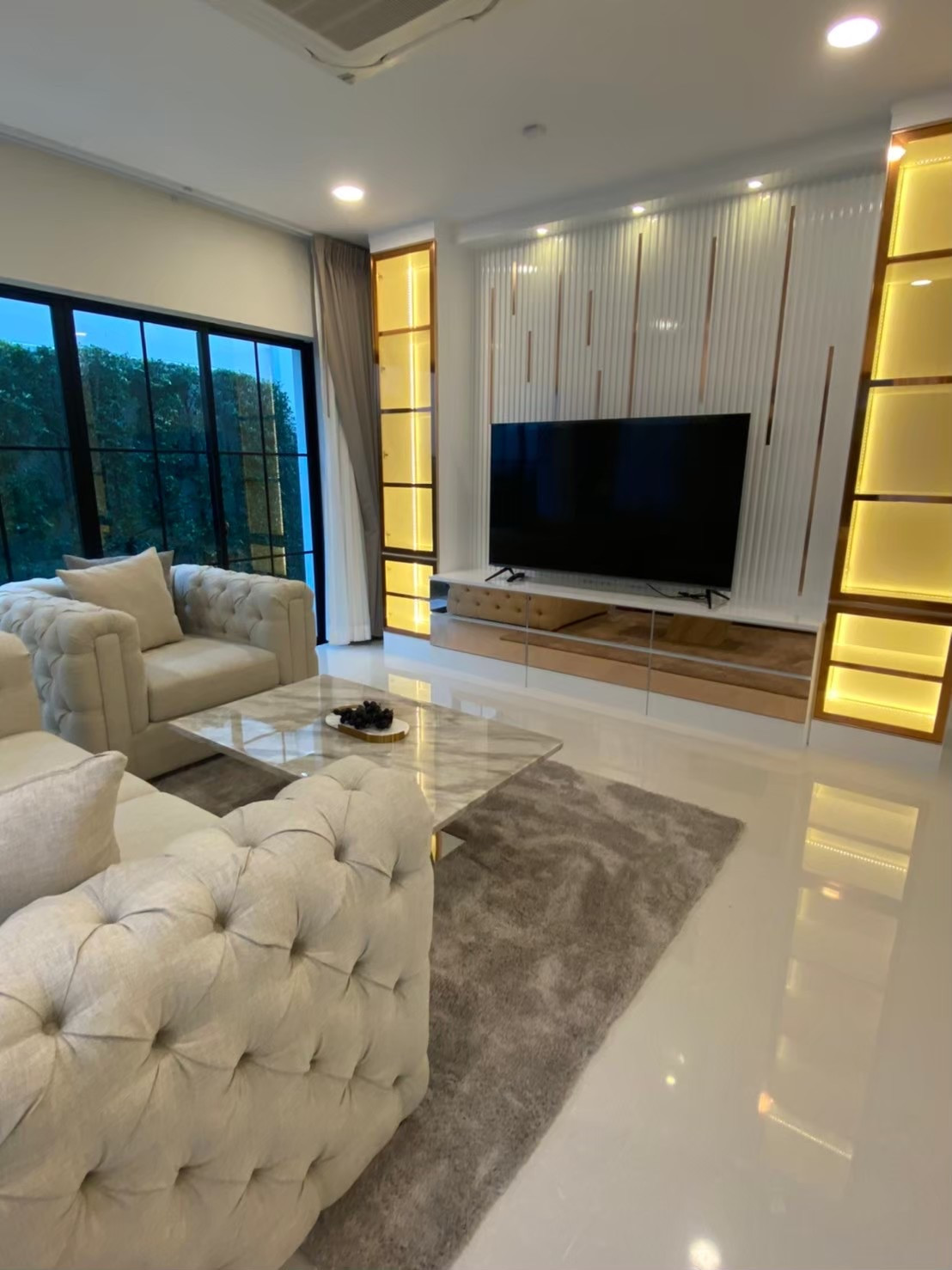 นันทวัน พระราม 9 - กรุงเทพกรีฑาตัดใหม่ / 4 ห้องนอน (ขาย), Nantawan Rama 9 - New Krungthepkreetha / 4 Bedrooms (FOR SALE) AA640