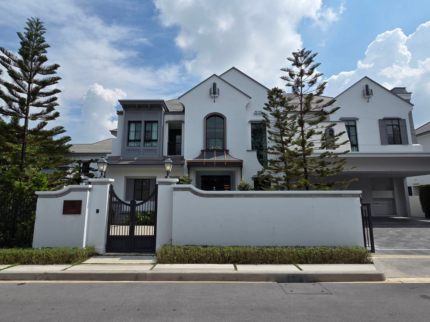 นันทวัน พระราม 9 - กรุงเทพกรีฑาตัดใหม่ / 5 ห้องนอน (ขาย), Nantawan Rama 9 - New Krungthepkreetha / 5 Bedrooms (FOR SALE) AA641