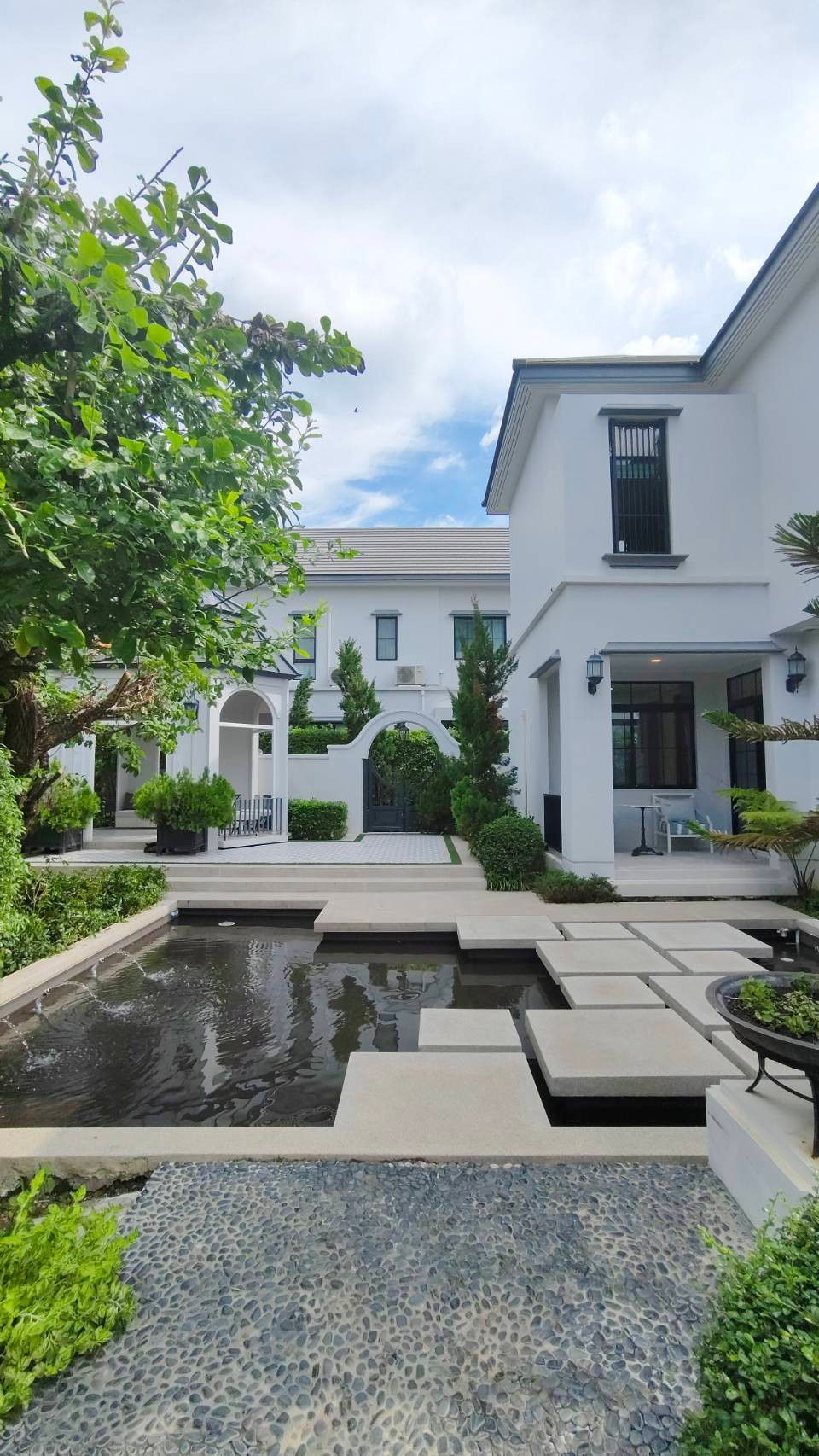 นันทวัน พระราม 9 - กรุงเทพกรีฑาตัดใหม่ / 5 ห้องนอน (ขาย), Nantawan Rama 9 - New Krungthepkreetha / 5 Bedrooms (FOR SALE) AA641