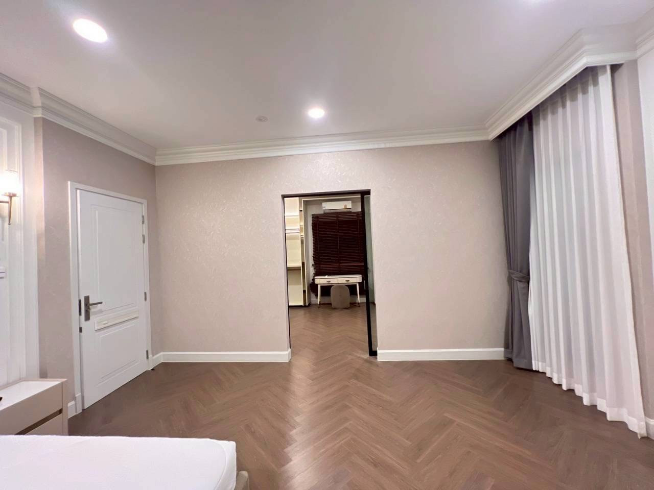นันทวัน พระราม 9 - กรุงเทพกรีฑาตัดใหม่ / 5 ห้องนอน (ขาย), Nantawan Rama 9 - New Krungthepkreetha / 5 Bedrooms (FOR SALE) AA642