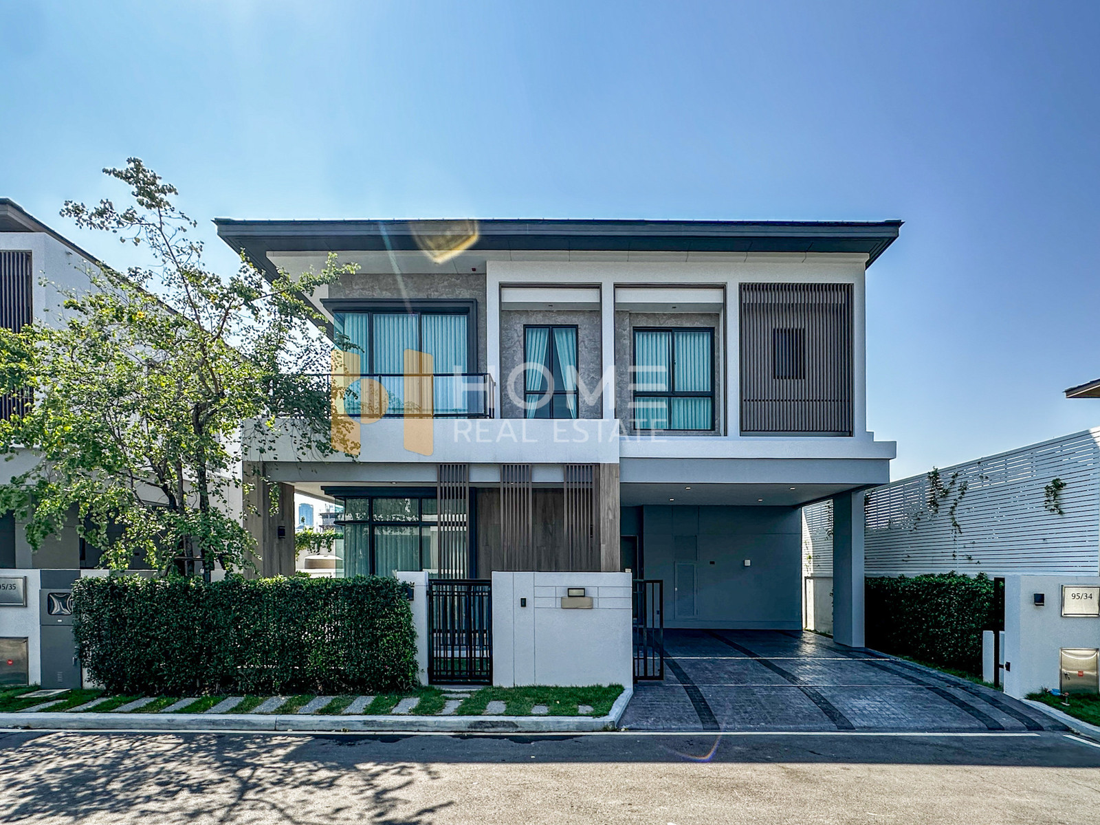 บางกอก บูเลอวาร์ด บางนา กม.5 / 4 ห้องนอน (เช่า), Bangkok Boulevard Bangna KM.5 / 4 Bedrooms (FOR RENT) POON261