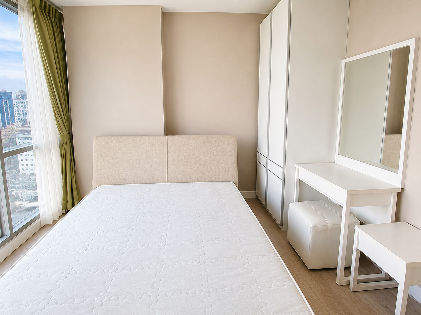 คอนโดใกล้ BTS อุดมสุข เพียง 500 ม. 🚆 Centric Scene Sukhumvit 64 / 2 Bedrooms (SALE WITH TENENT), เซ็นทริค ซีน สุขุมวิท 64 / 2 ห้องนอน (ขายพร้อมผู้เช่า) PRW008