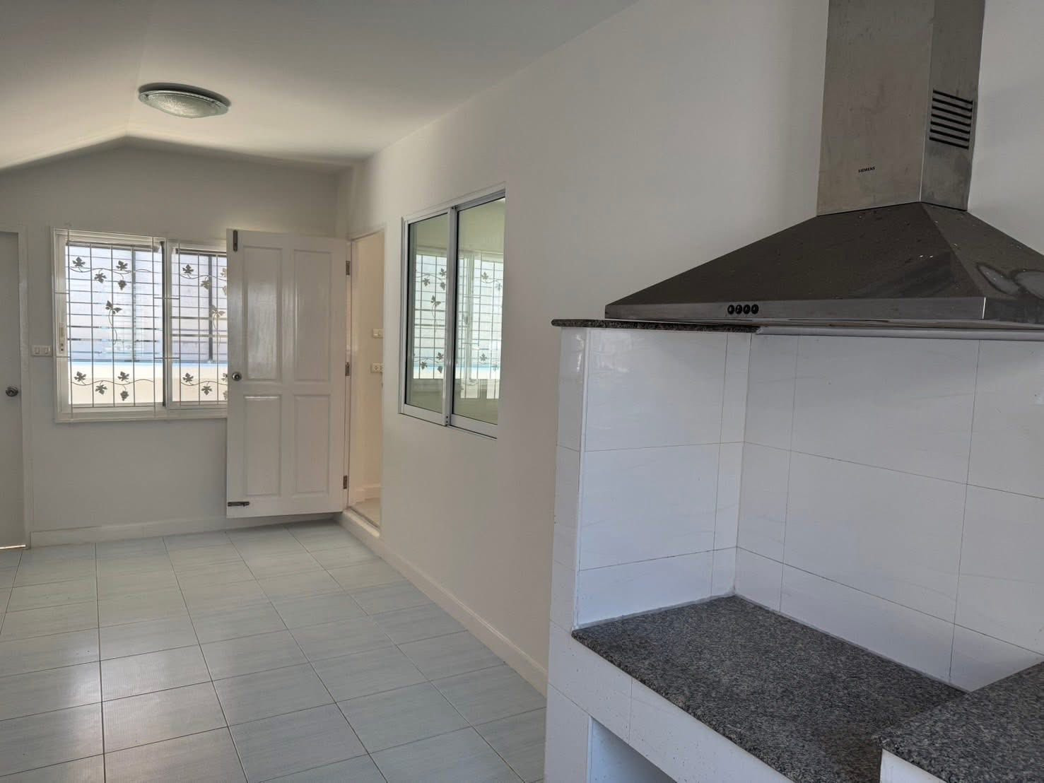 ชวนชื่น ปิ่นเกล้า - วงแหวน / 3 ห้องนอน (ขาย), Chuanchuen Pinklao - Wongwaen / 3 Bedrooms (FOR SALE) AOM142
