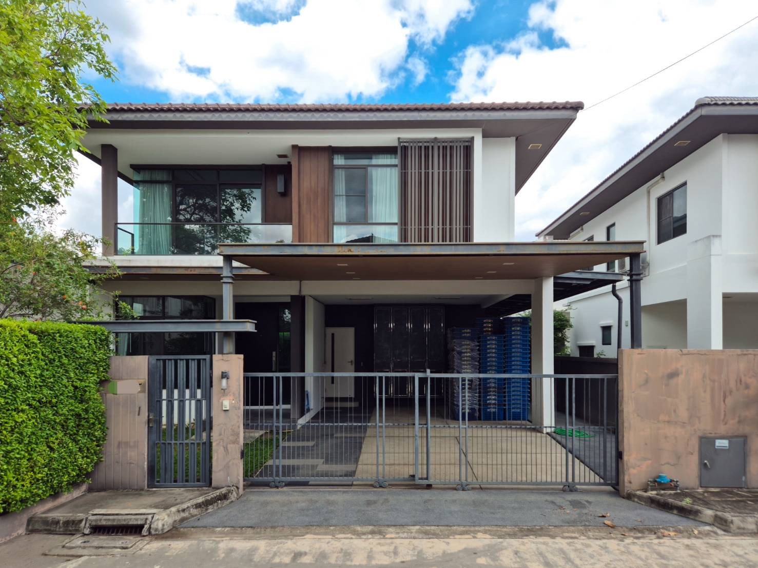 มัณฑนา แจ้งวัฒนะ ราชพฤกษ์ / 3 ห้องนอน (ขาย), Manthana Chaengwattana Ratchapruek / 3 Bedrooms (FOR SALE) AOM139