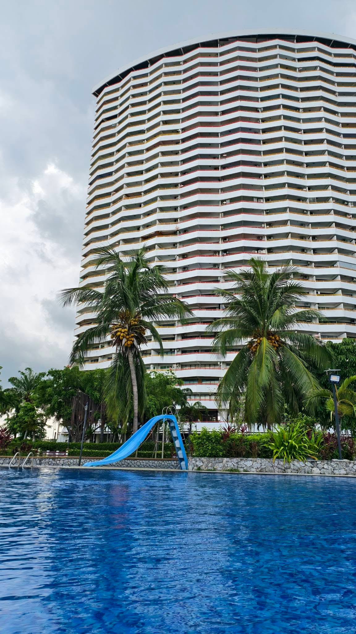 Sunshine Beach Condotel / Studio (FOR SALE), ซันไชน์ บีช คอนโดเทล / สตูดิโอ (ขาย) KP039