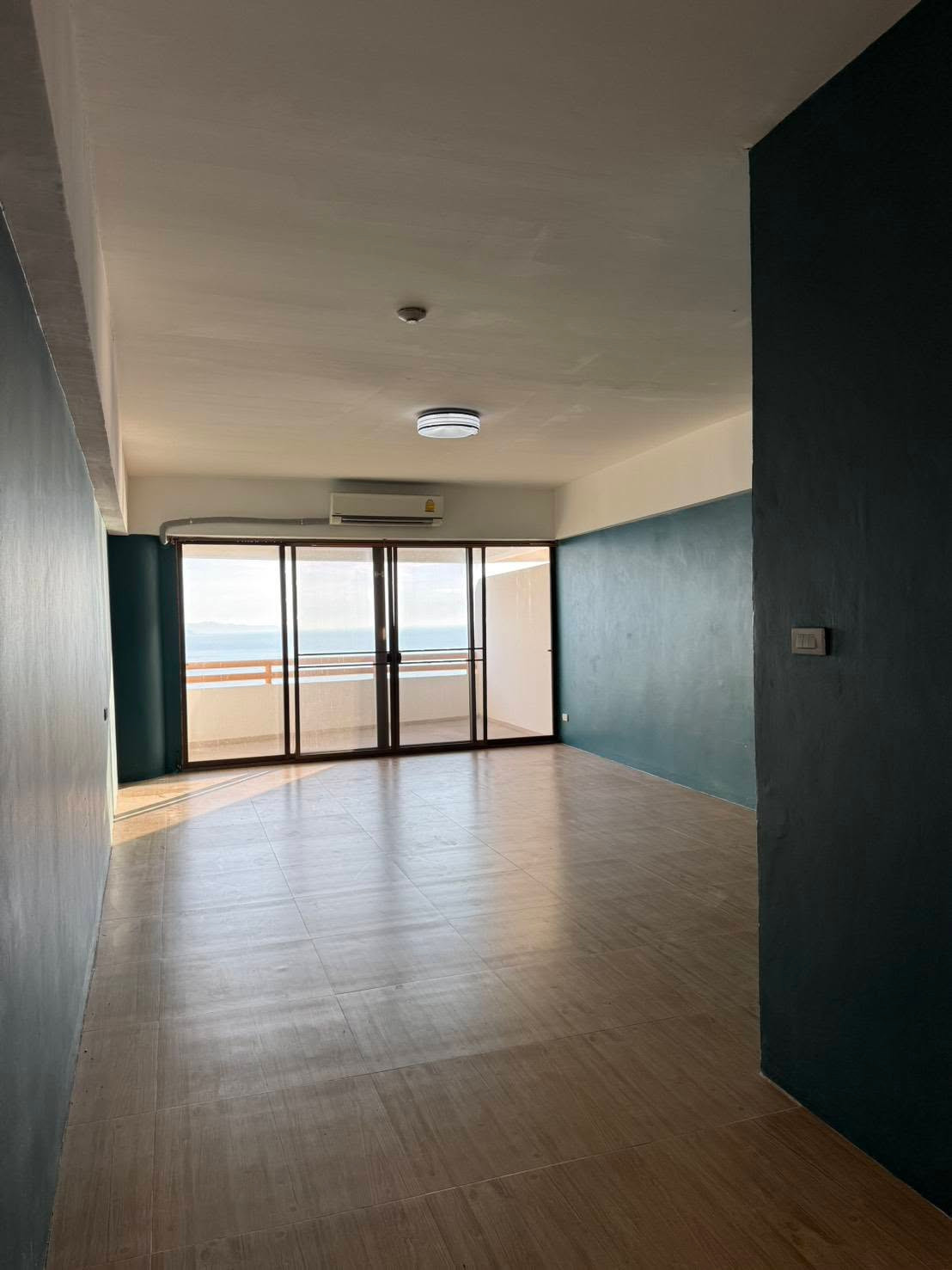 Sunshine Beach Condotel / Studio (FOR RENT), ซันไชน์ บีช คอนโดเทล / ห้องสตูดิโอ (เช่า) KP039
