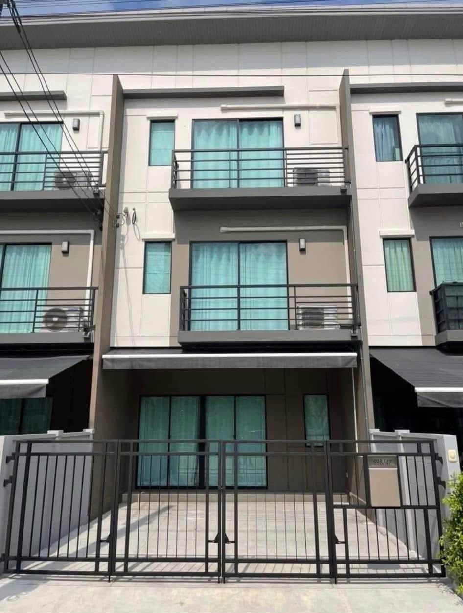บ้านกลางเมือง ราชพฤกษ์ สาทร / 3 ห้องนอน (ขาย), Baan Klang Muang Ratchaphruek Sathorn / 3 Bedrooms (FOR SALE) AOM149