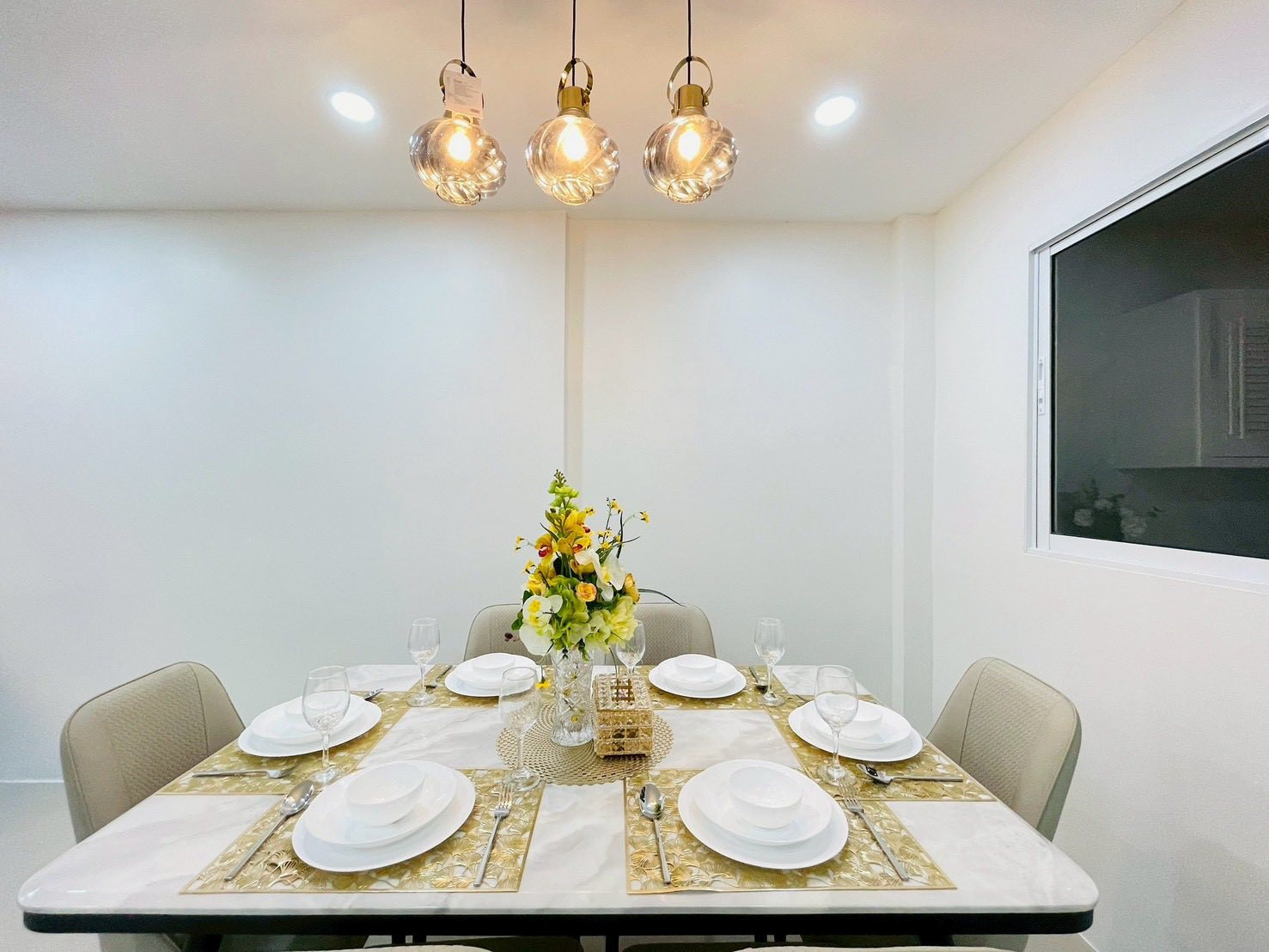 หมู่บ้านรัตนากร 25 / 3 ห้องนอน (ขาย), Rattanakorn 25 Village / 3 Bedrooms (FOR SALE) BEWN222