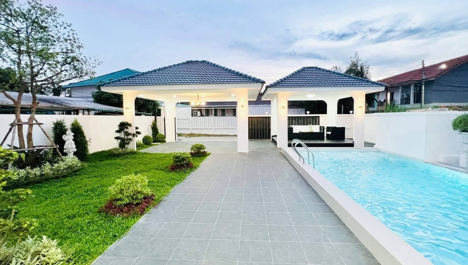 พูลวิลล่า 134 ตร.วา ค่ายมวย 17/1 / 3 ห้องนอน (ขาย), Pool Villa 134 Sq.Wah Boxing Camp 17/1 / 3 Bedrooms (FOR SALE) BEWN234