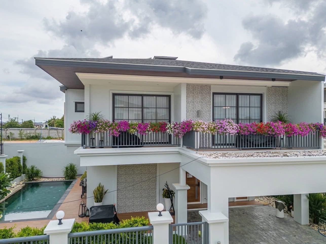 รังสี วิลเลจ พัทยา / 3 ห้องนอน (ขาย), Rungsii Village Pattaya / 3 Bedrooms (FOR SALE) BEWN238