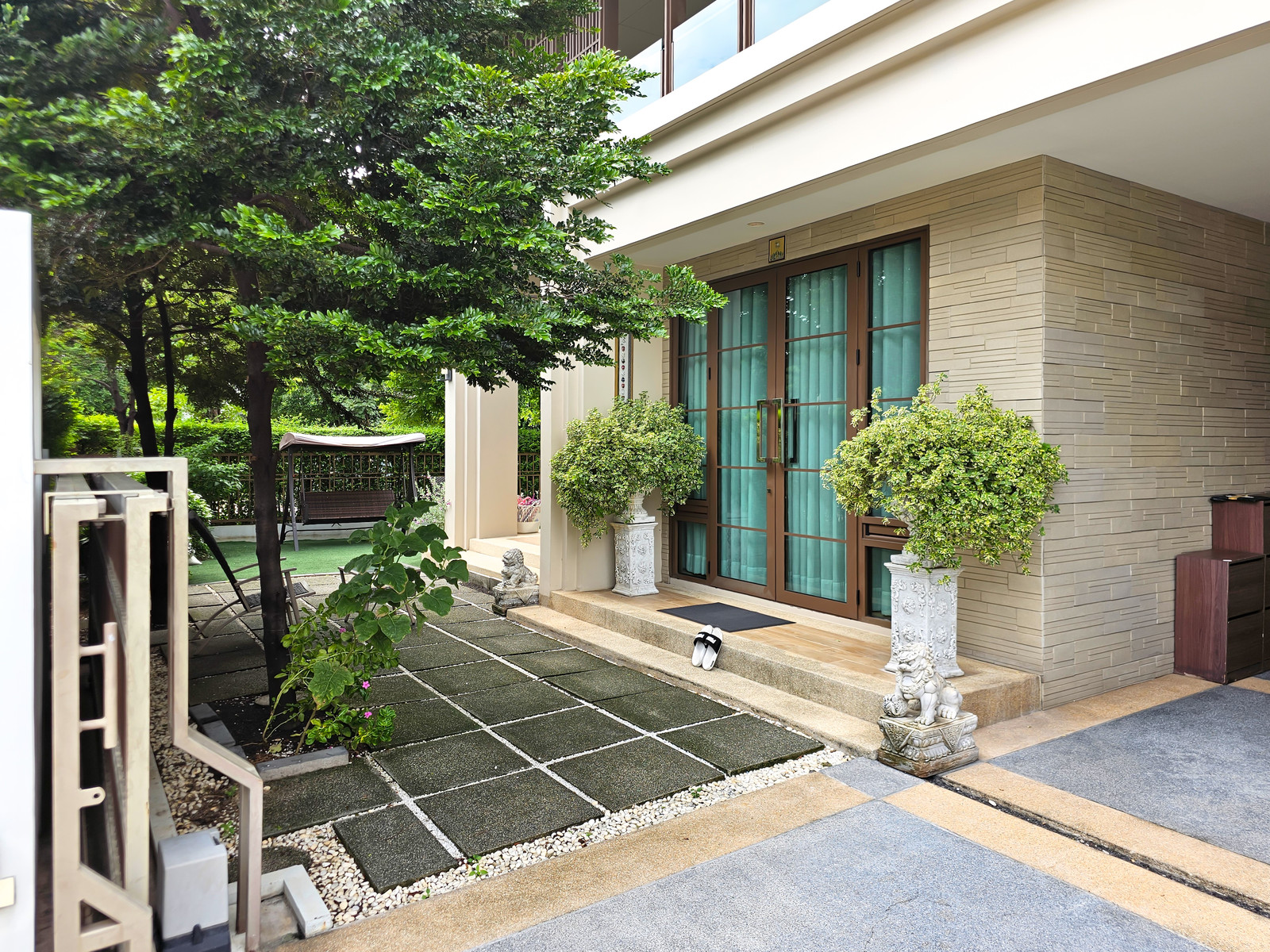บ้านเดี่ยว เศรษฐสิริ พหล - วัชรพล / 5 ห้องนอน (เช่า), Setthasiri Phahol - Watcharapol / 5 Bedrooms (FOR RENT) TAN889