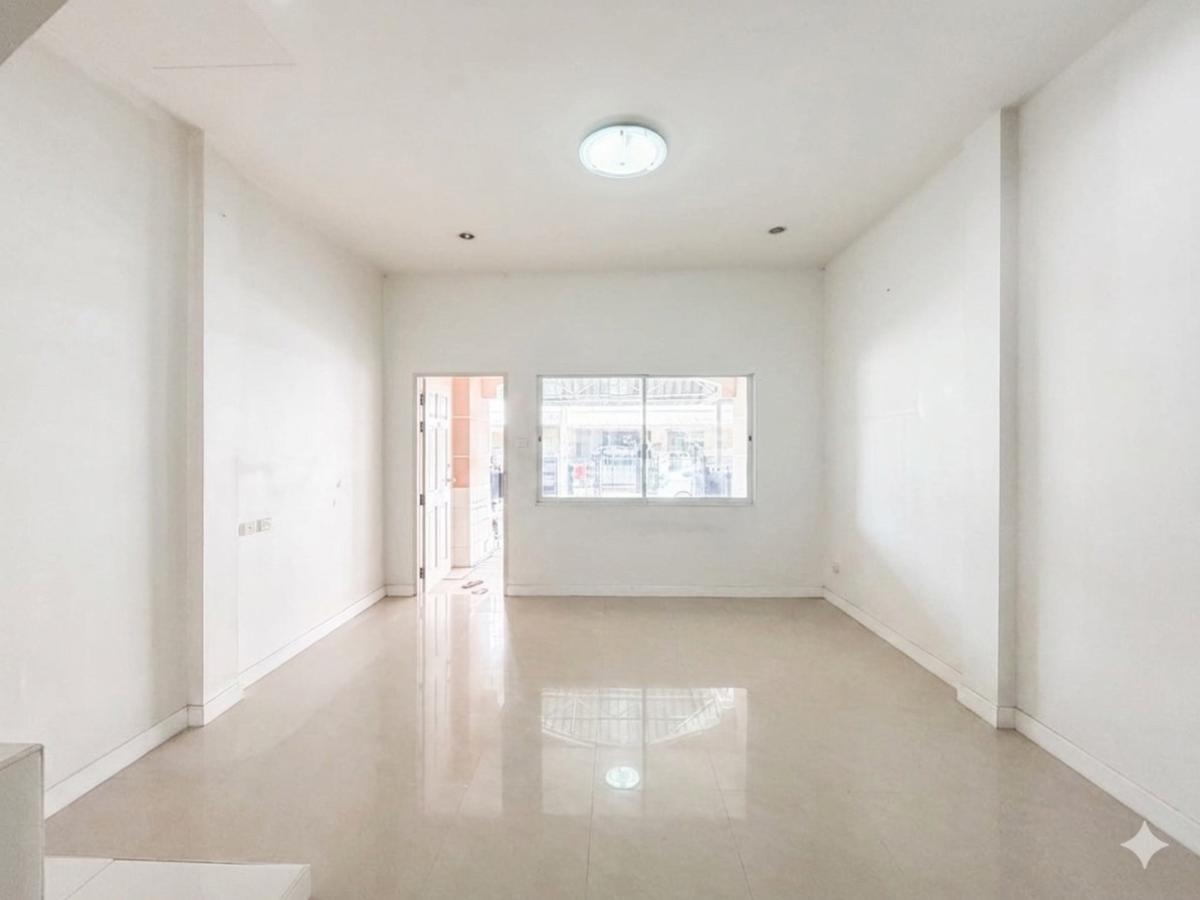 ทาวน์โฮม ปริญลักษณ์ ไลท์ วงแหวน - สาทร / 4 ห้องนอน (ขาย), Townhome Prinyaluck Light Wongwan - Sathorn / 4 Bedrooms (FOR SALE) BALL395