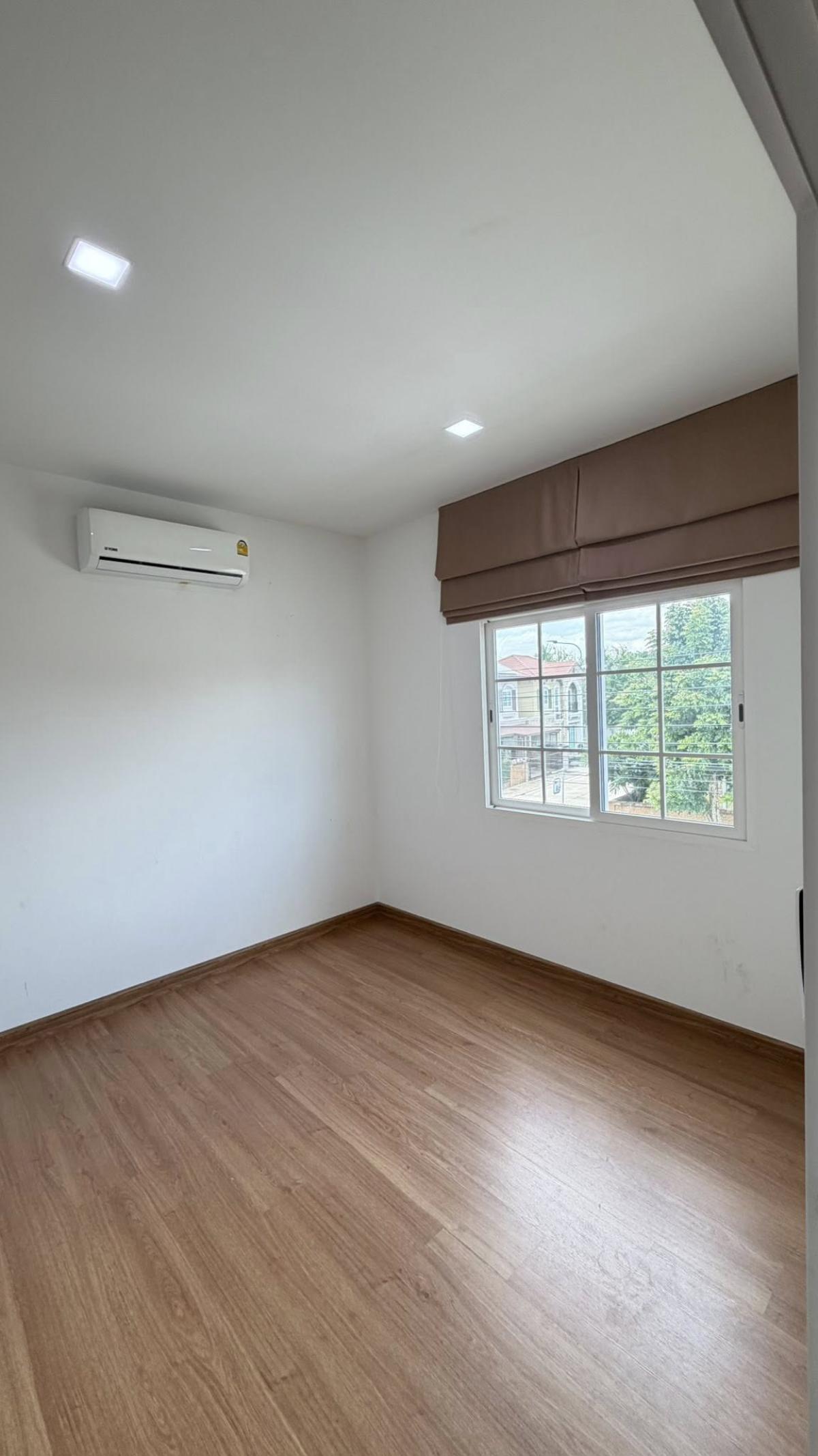 บ้านแฝด โกลเด้น นีโอ บางแค / 4 ห้องนอน (ขาย), Semi-Detached House Golden Neo Bangkae / 4 Bedrooms (FOR SALE) AOM154