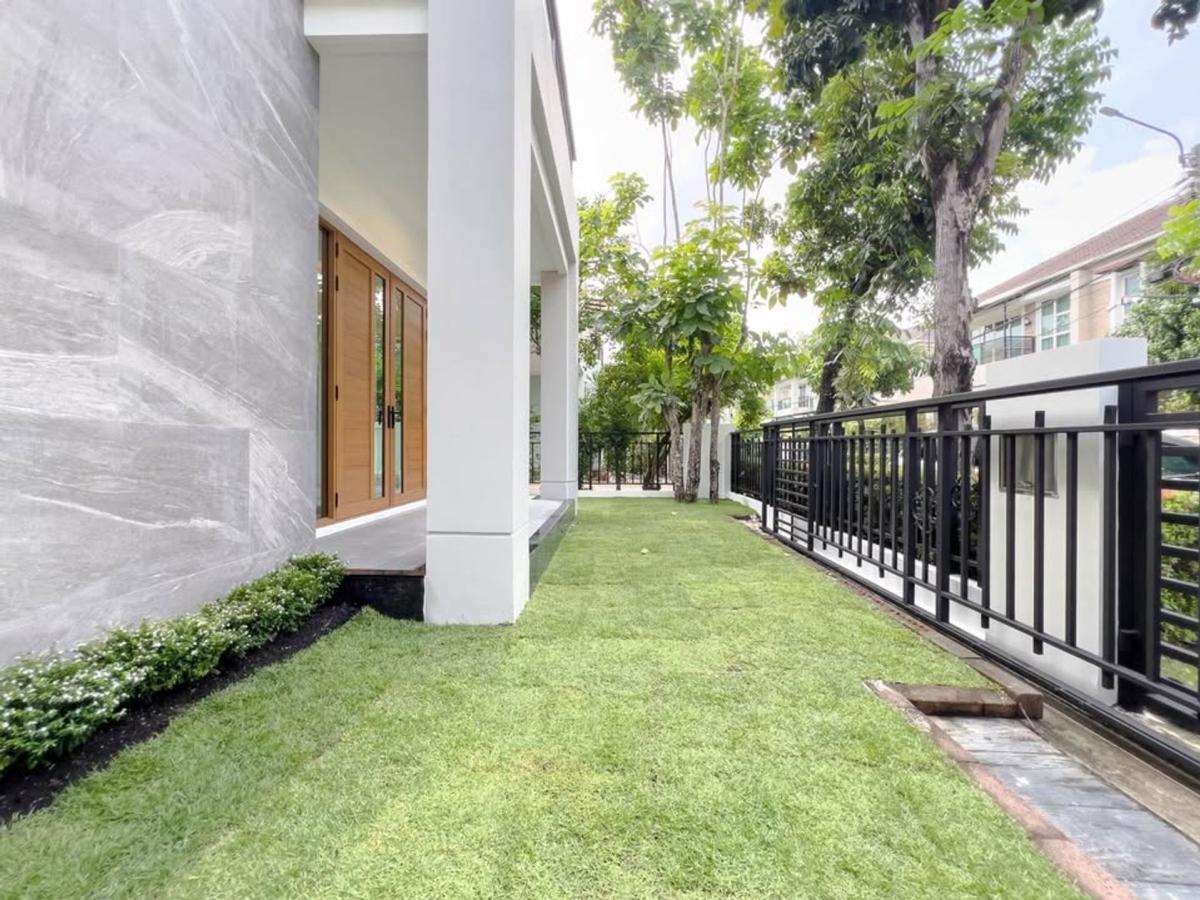 บ้านเดี่ยว บางกอก บูเลอวาร์ด สาทร - ปิ่นเกล้า 2 / 3 ห้องนอน (ขาย), House Bangkok Boulevard Sathorn - Pinklao 2 / 3 Bedrooms (FOR SALE) EARK002