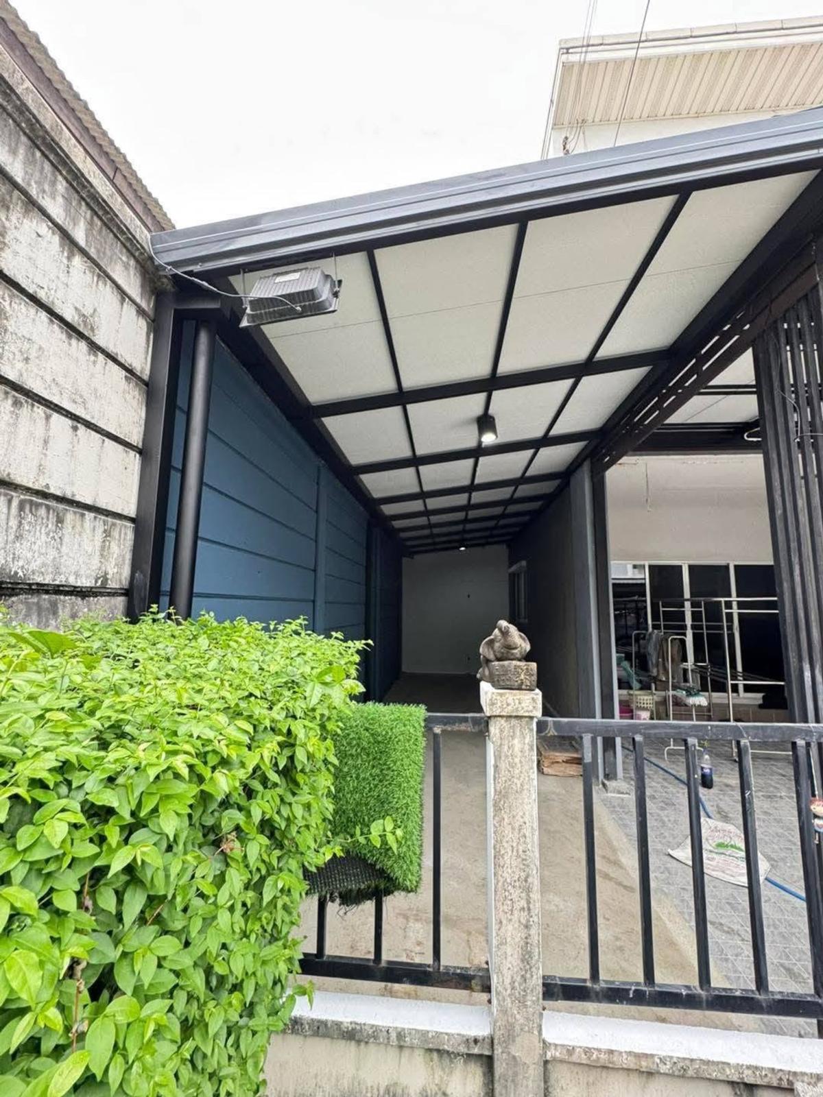 ทาวน์โฮม พลีโน่ พระราม 5 ปิ่นเกล้า / 3 ห้องนอน (ขาย), Townhome Pleno Rama 5 - Pinklao / 3 Bedrooms (FOR SALE) EARK027