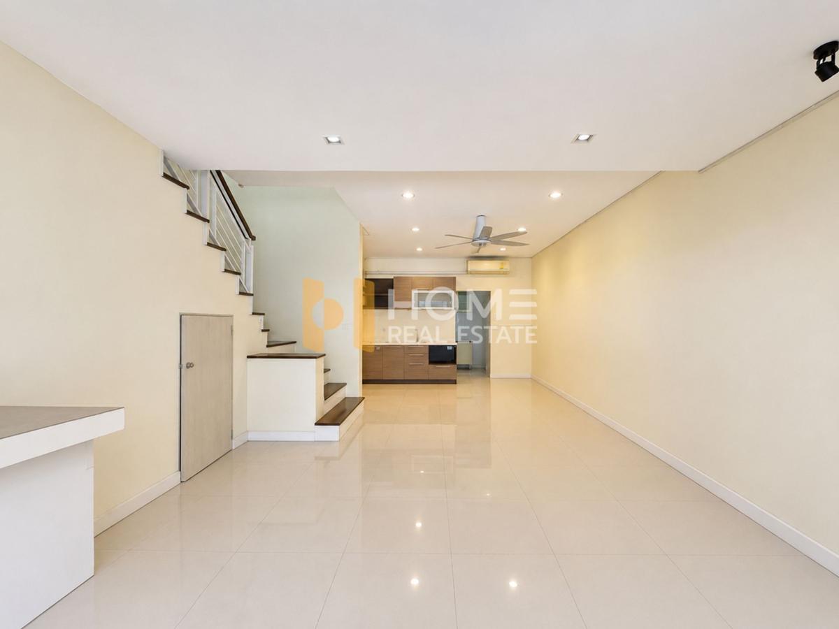 ทาวน์โฮม ทาวน์ อเวนิว ศรีนครินทร์ / 3 ห้องนอน (ขาย), Townhome Town Avenue Srinakarin / 3 Bedrooms (FOR SALE) FON339