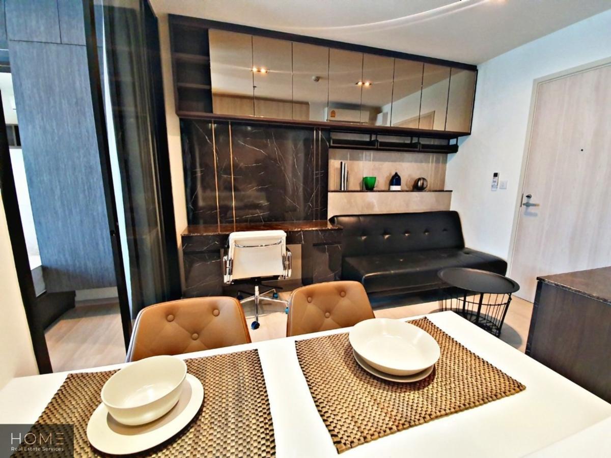 Life Asoke / 1 Bed Plus (SALE WITH TENANT), ไลฟ์ อโศก / 1 ห้องนอน + ห้องอเนกประสงค์ (ขายพร้อมผู้เช่า) NES030