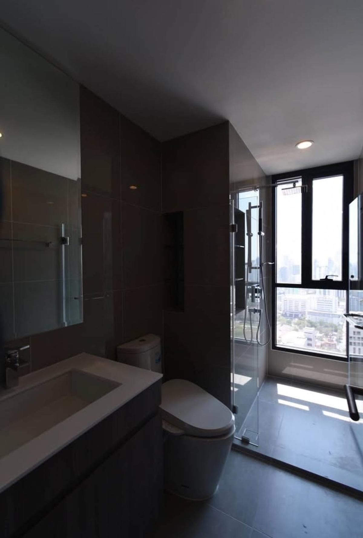 Ideo Mobi Asoke / 1 Bedroom (SALE WITH TENANT), ไอดีโอ โมบิ อโศก / 1 ห้องนอน (ขายพร้อมผู้เช่า) NES020