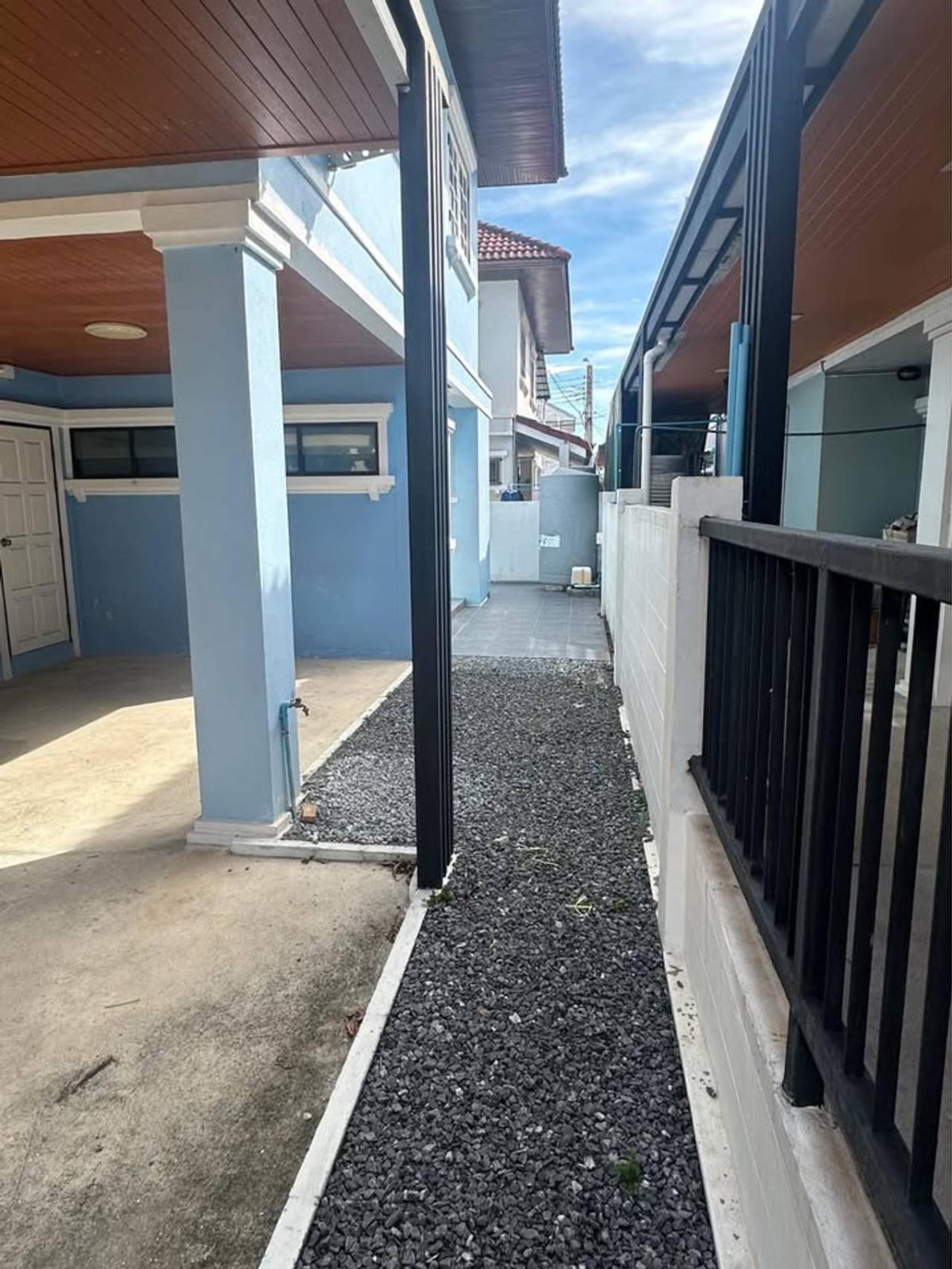 บ้านเดี่ยว หมู่บ้านมณียา รัตนาธิเบศร์ / 3 ห้องนอน (ให้เช่า), House Maneeya - Rattanathibet / 3 Bedrooms (FOR RENT) EARK024