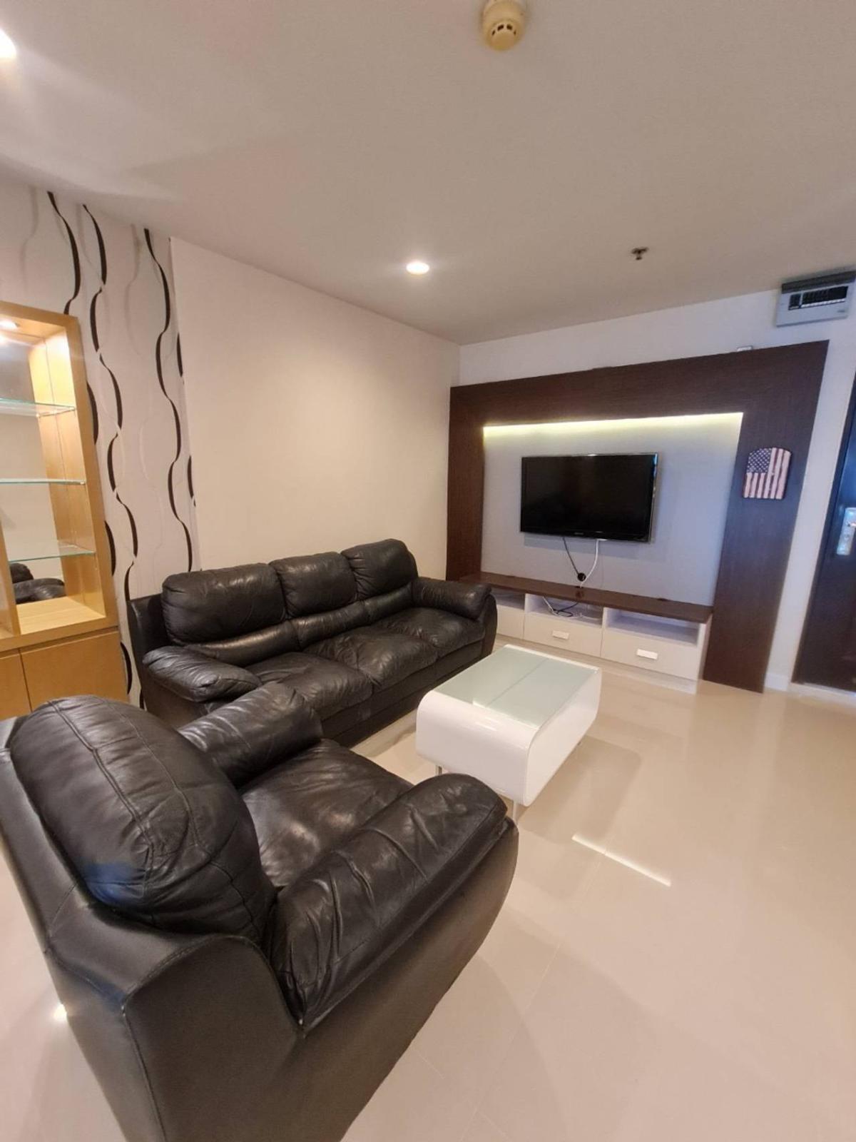 Sukhumvit Living Town / 1 Bedroom (SALE WITH TENANT), สุขุมวิท ลิฟวิ่ง ทาวน์ / 1 ห้องนอน (ขายพร้อมผู้เช่า) NES083