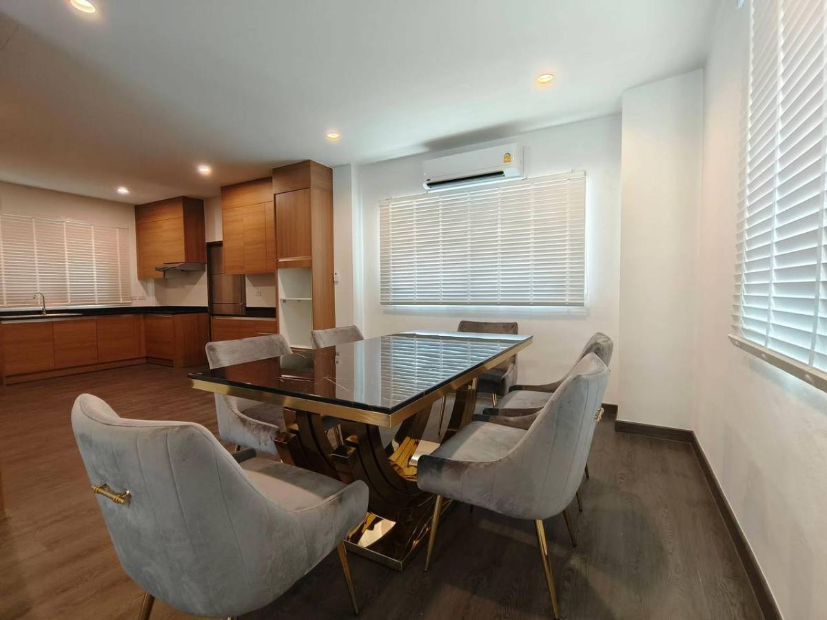 บ้านเดี่ยว บ้านเดี่ยว 3 ชั้น ซอยสุขุมวิท 65 / 4 ห้องนอน (ให้เช่า), House บ้านเดี่ยว 3 ชั้น ซอยสุขุมวิท 65 / 4 Bedrooms (FOR RENT) GNG189