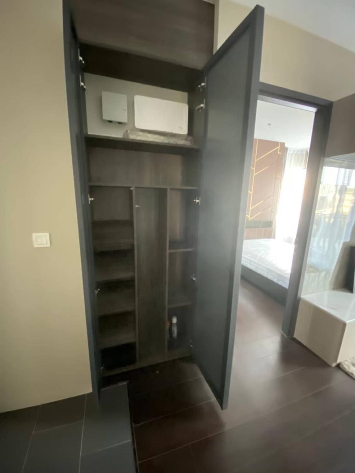 C Ekkamai / 1 Bedroom (SALE WITH TENANT), ซี เอกมัย / 1 ห้องนอน (ขายพร้อมผู้เช่า) NES094