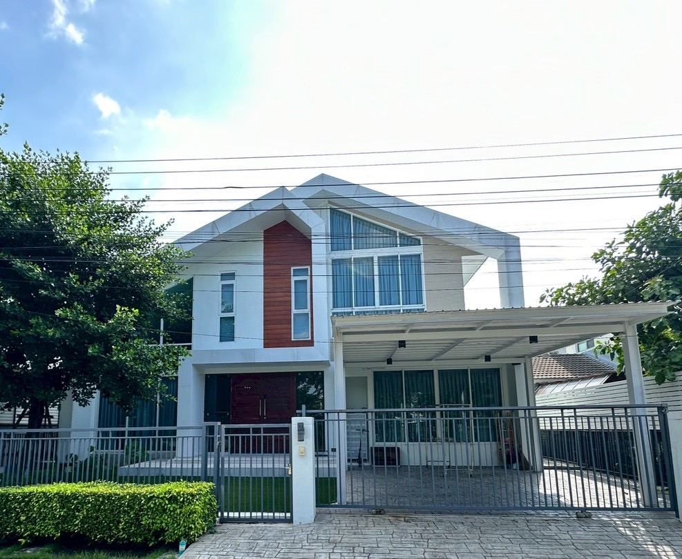 บ้านเดี่ยว มัณฑนา ปิ่นเกล้า พระราม 5 / 4 ห้องนอน (ขาย), House Manthana Pinklao Rama 5 / 4 Bedrooms (FOR SALE) EARK006