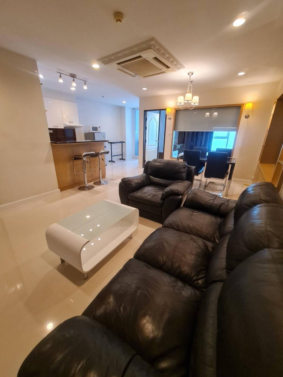 Sukhumvit Living Town / 1 Bedroom (SALE WITH TENANT), สุขุมวิท ลิฟวิ่ง ทาวน์ / 1 ห้องนอน (ขายพร้อมผู้เช่า) NES083