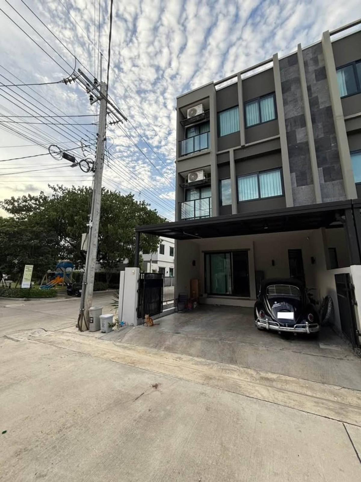 ทาวน์โฮม เดอะ เมิร์ธ ไลท์ ราชพฤกษ์-พระราม 5 / 3 ห้องนอน (ขาย), Townhome The Mirth Lite Ratchaphruek-Rama 5 / 3 Bedrooms (FOR SALE) EARK049