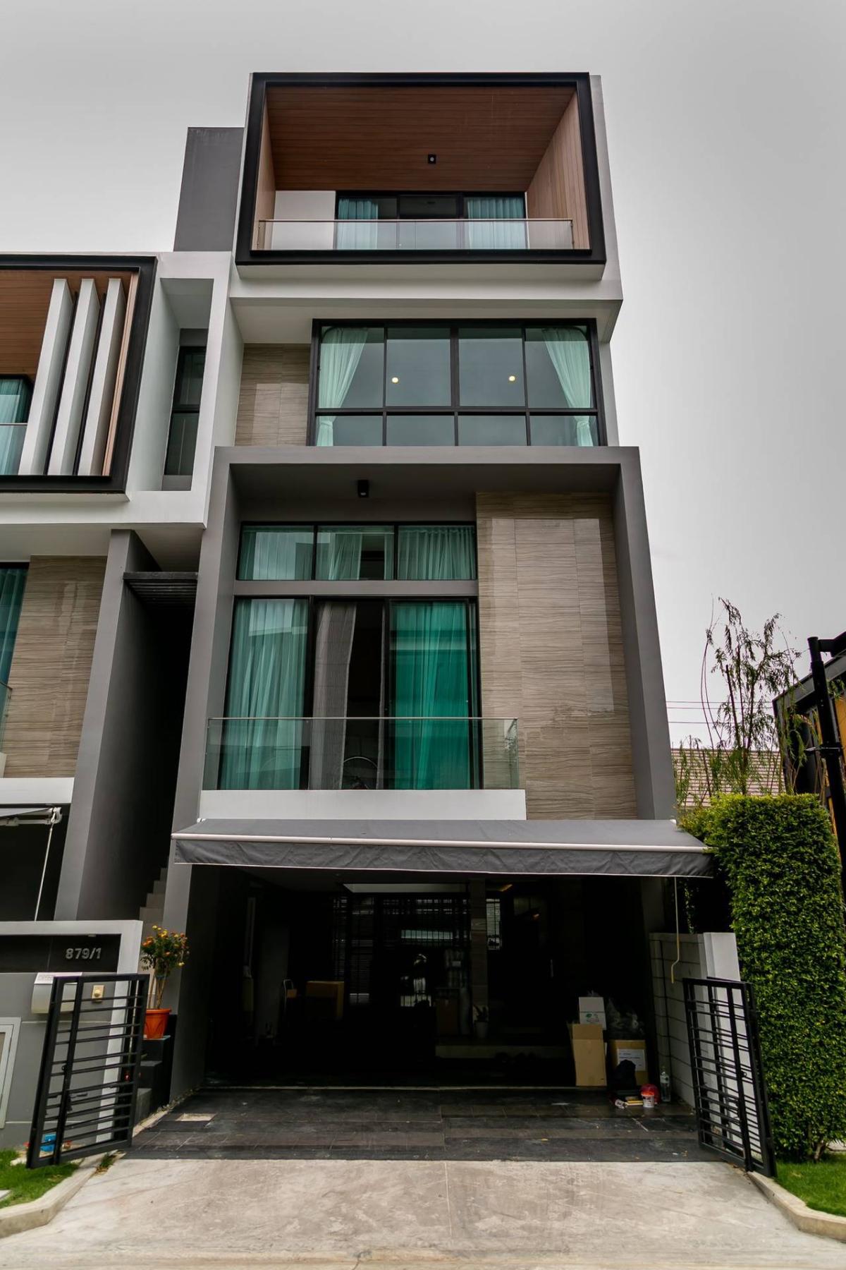 ทาวน์โฮม เนอวานา ดีฟายน์ พระราม 9 / 4 ห้องนอน (ขายพร้อมผู้เช่า), Townhome Nirvana Define rama 9 / 4 Bedrooms (SALE WITH TENANT) BZD229