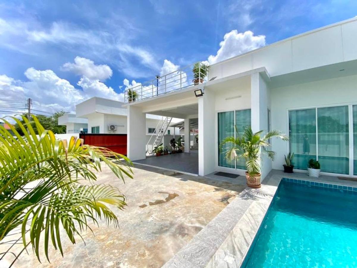 พูลวิลล่า พื้นที่ 115 ตร.วา. โป่ง-มาบประชัน / 3 ห้องนอน (ขาย), Pool villa on a 115 sq.wa. plot in Pong-Mab Prachan. / 3 Bedrooms (FOR SALE) BEWN226