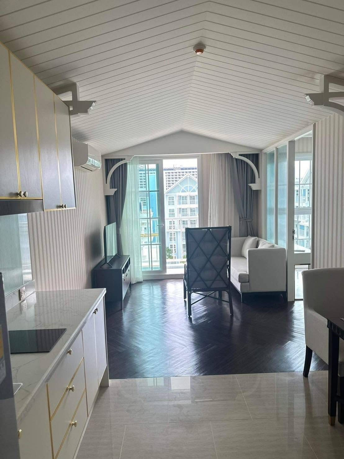 Grand Florida Beachfront Condo Resort Pattaya / 1 Bedroom (FOR SALE), แกรนด์ ฟลอริด้า บีชฟร้อนท์ คอนโด รีสอร์ท พัทยา / 1 ห้องนอน (ขาย) AM186