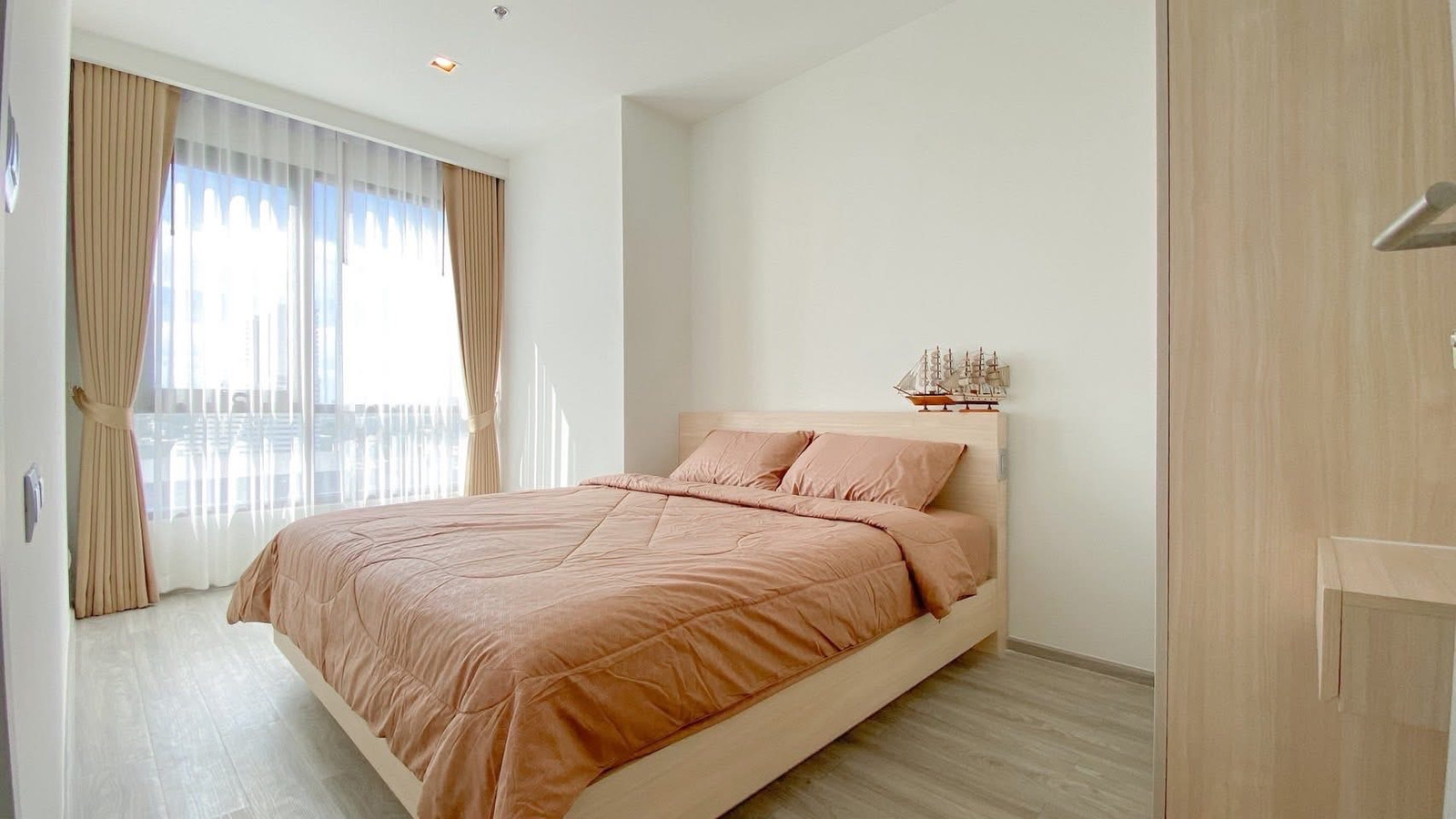 Aeras beachfront Condominium / 2 Bedrooms (FOR RENT), แอราส บีชฟร้อนท์ คอนโดมิเนียม / 2 ห้องนอน (ให้เช่า) AM188