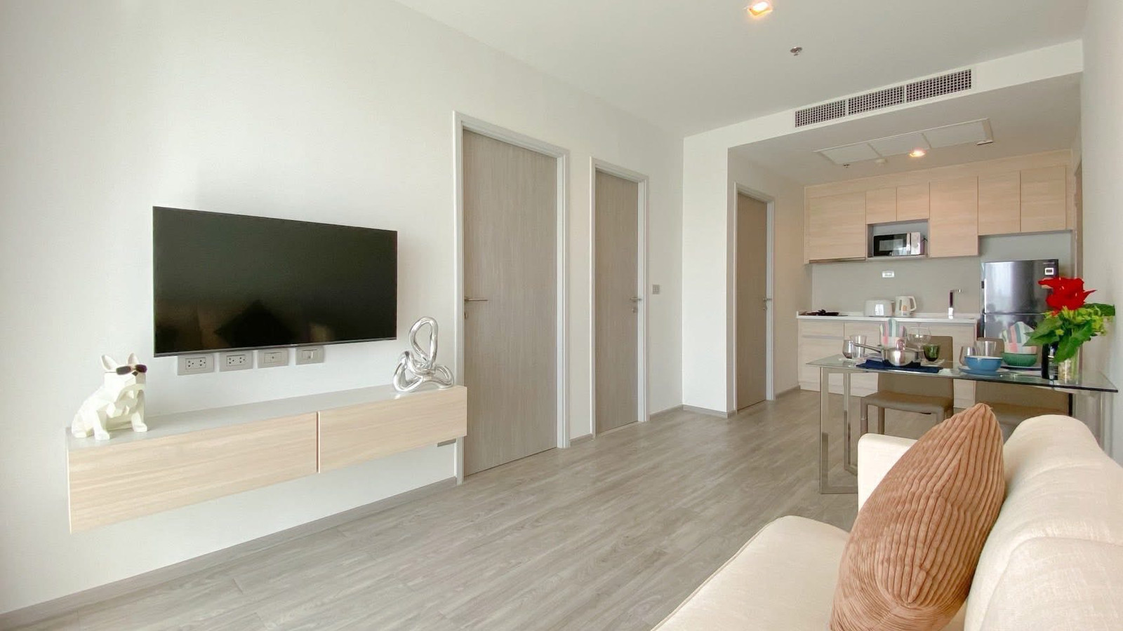 Aeras beachfront Condominium / 2 Bedrooms (FOR RENT), แอราส บีชฟร้อนท์ คอนโดมิเนียม / 2 ห้องนอน (ให้เช่า) AM188