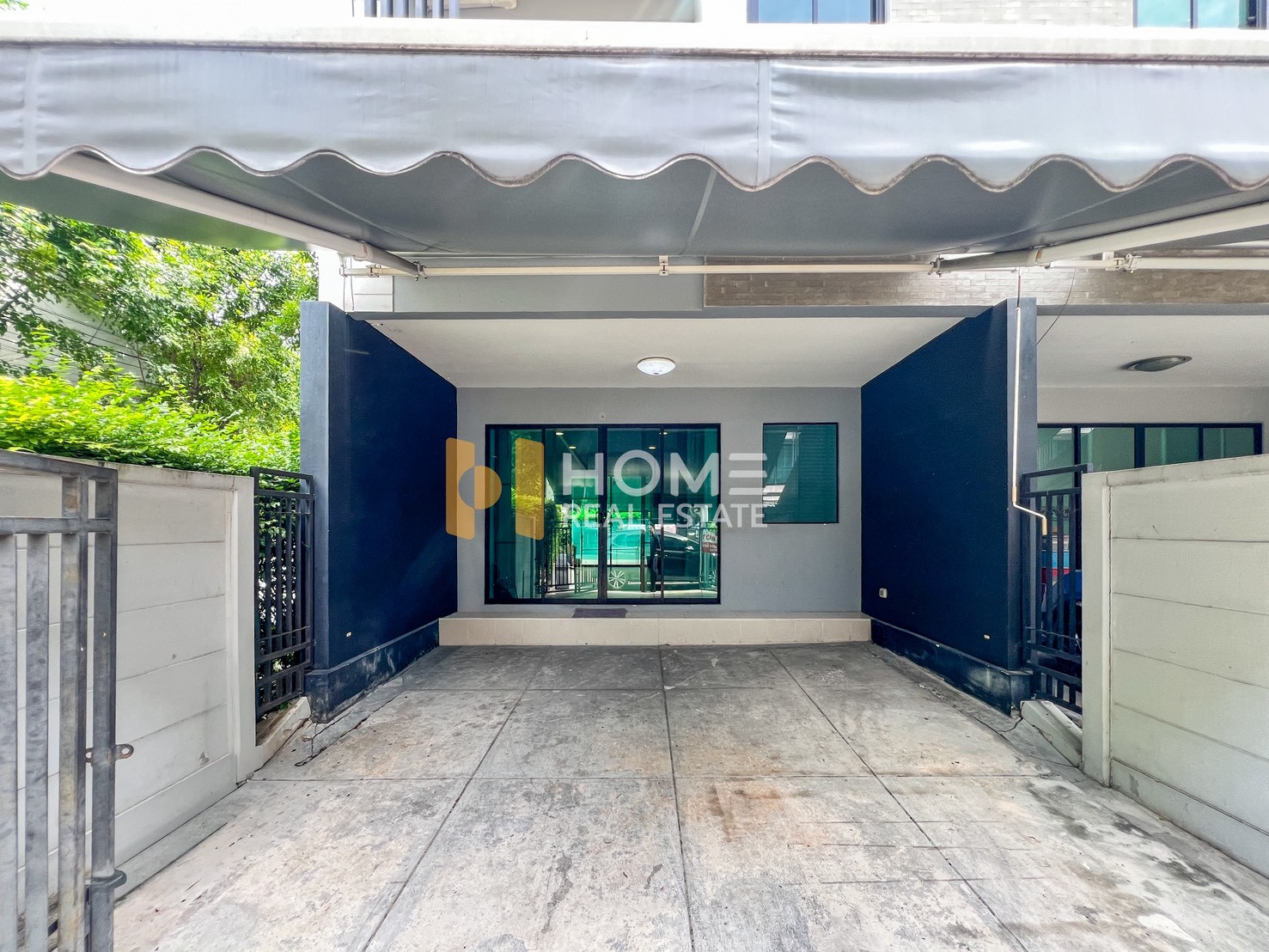 ทาวน์โฮม บ้านกลางเมือง พระราม 9 - รามคำแหง / 3 ห้องนอน (ให้เช่า), Townhome Baan Klang Muang Rama 9 - Ramkhamhaeng / 3 Bedrooms (FOR RENT) BZD226