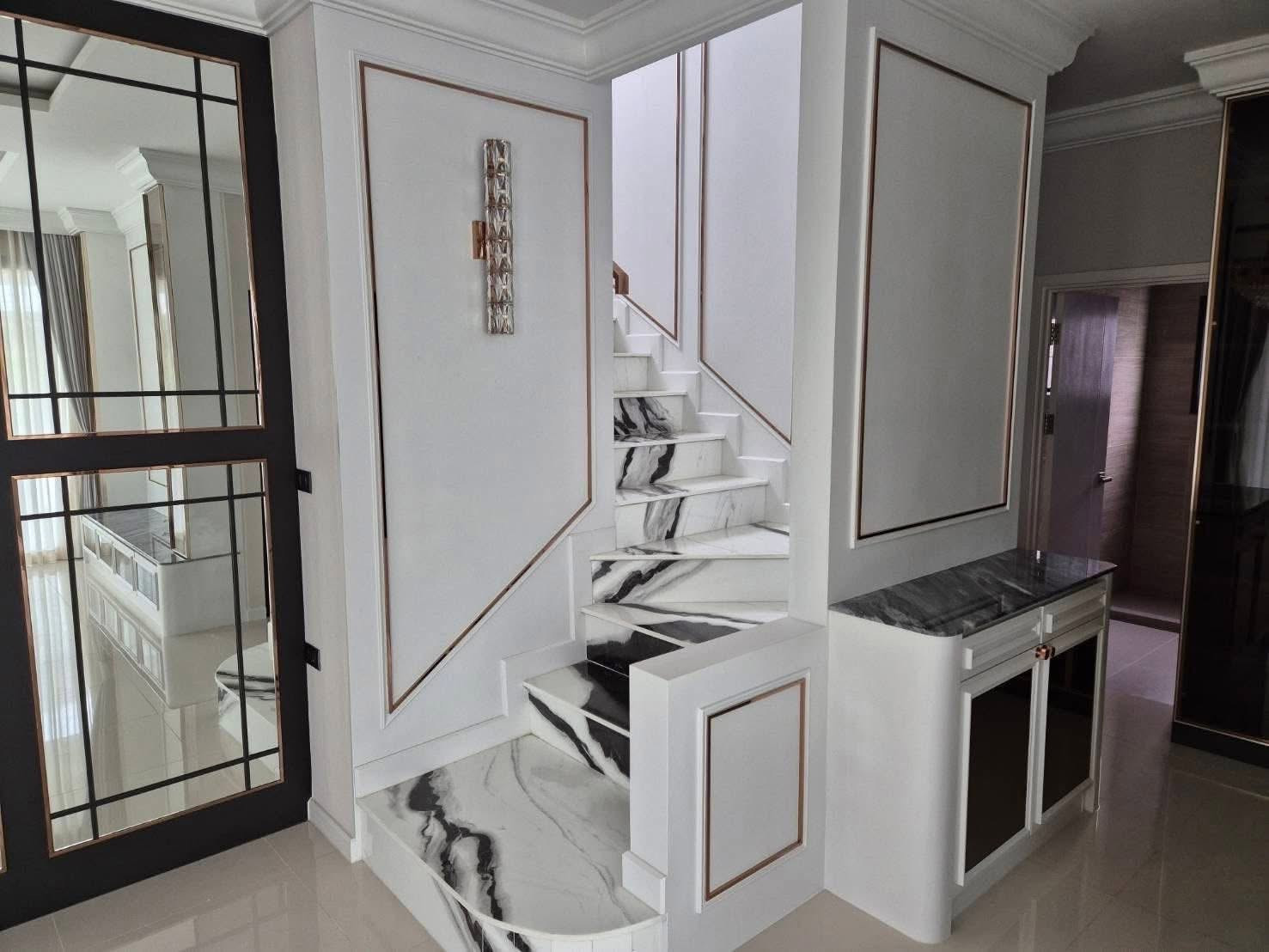 แกรนด์ บริทาเนีย ราชพฤกษ์ - พระราม 5 / 3 ห้องนอน (ขาย), Grand Britania Ratchaphruek - Rama 5 / 3 Bedrooms (FOR SALE) EARK052