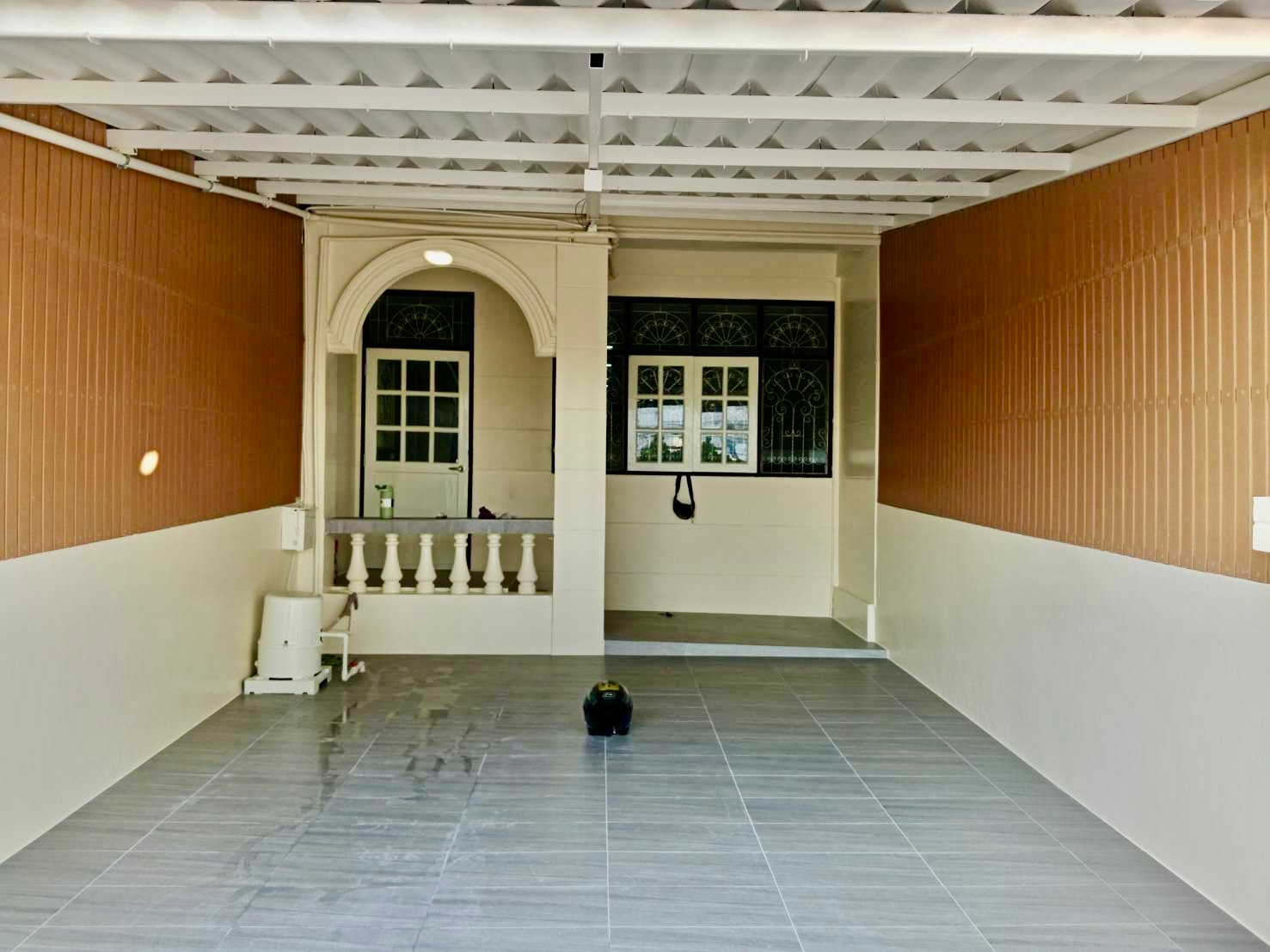 ทาวน์เฮ้าส์ 2 ชั้น ซอยประวิทย์และเพื่อน 8/2 / 3 ห้องนอน (ให้เช่า), Two-story townhouse, Soi Prawit and Friends 8/2. / 3 Bedrooms (FOR RENT) GNG182