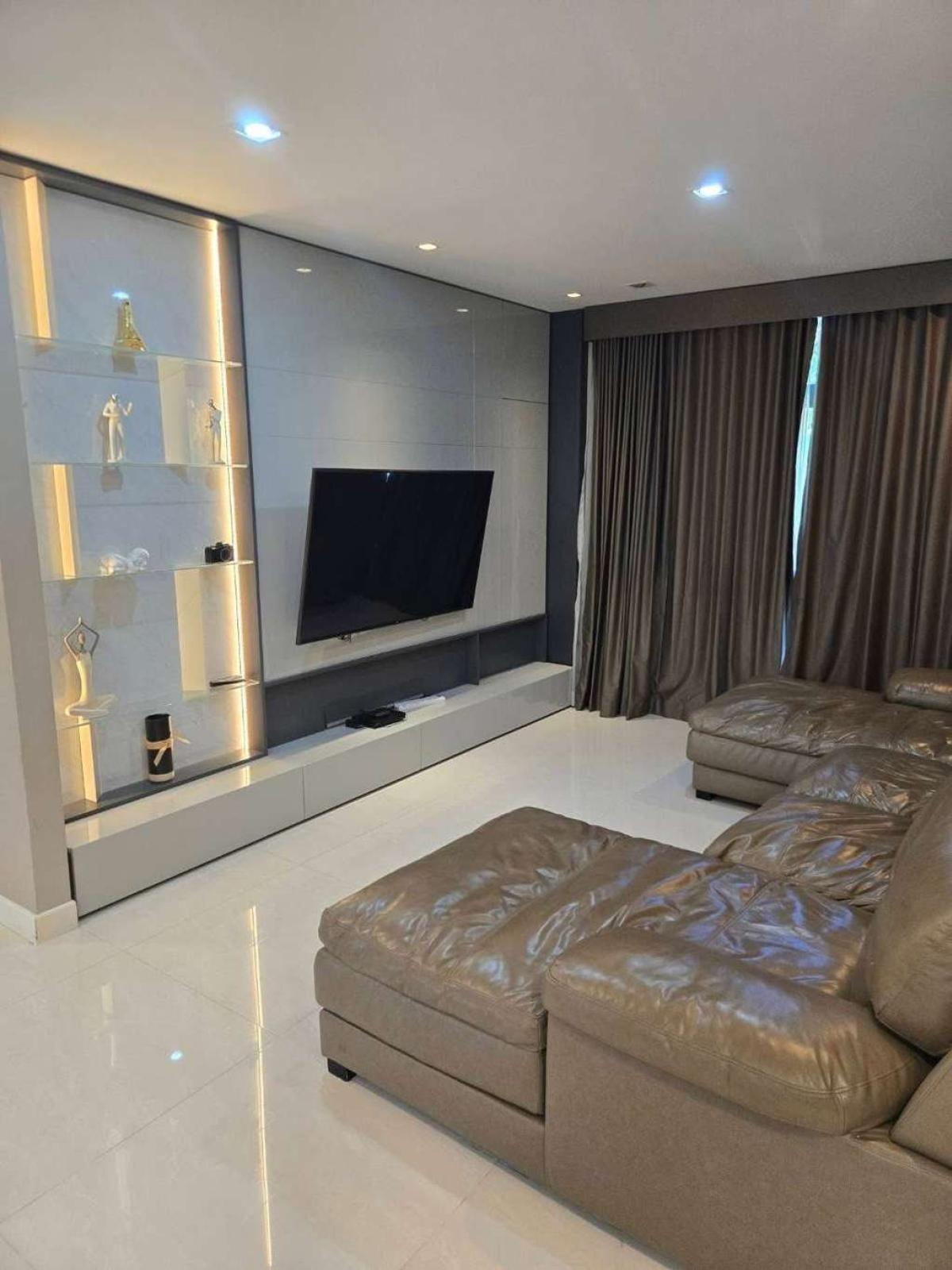 มัณฑนา บางนา กม.7 / 5 ห้องนอน (ขาย), Mantana Bangna Km.7 / 5 Bedrooms (FOR SALE) DA056