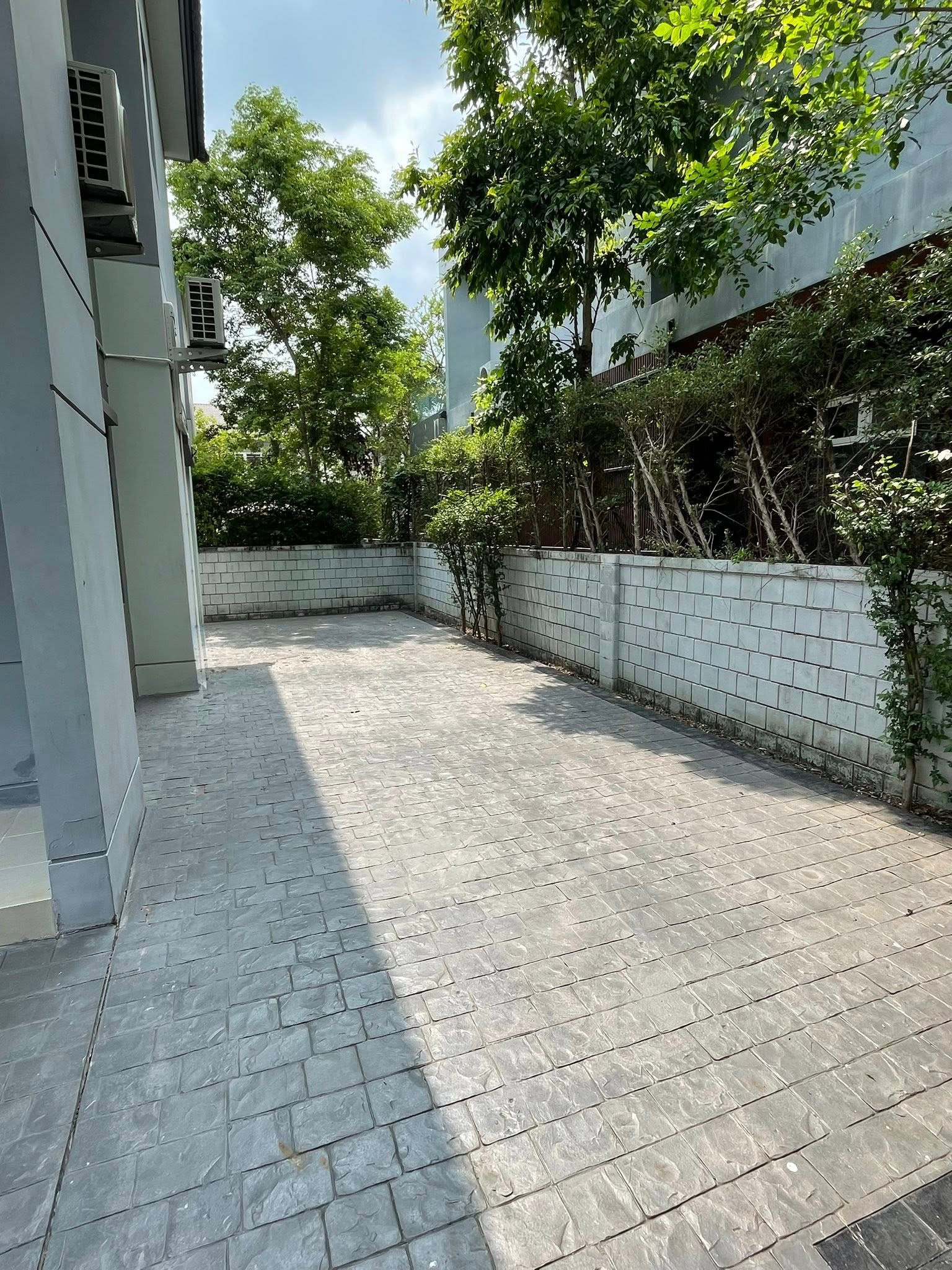 เซนโทร บางนา - วงแหวน / 4 ห้องนอน (ขาย), Centro Bangna - Wongwean / 4 Bedrooms (FOR SALE) DA012