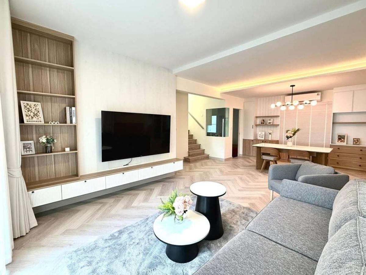 วิลลาจจิโอ 3 ศรีนครินทร์ - บางนา / 4 ห้องนอน (ให้เช่า), Villaggio 3 Srinakarin - Bangna / 4 Bedrooms (FOR RENT) DA028