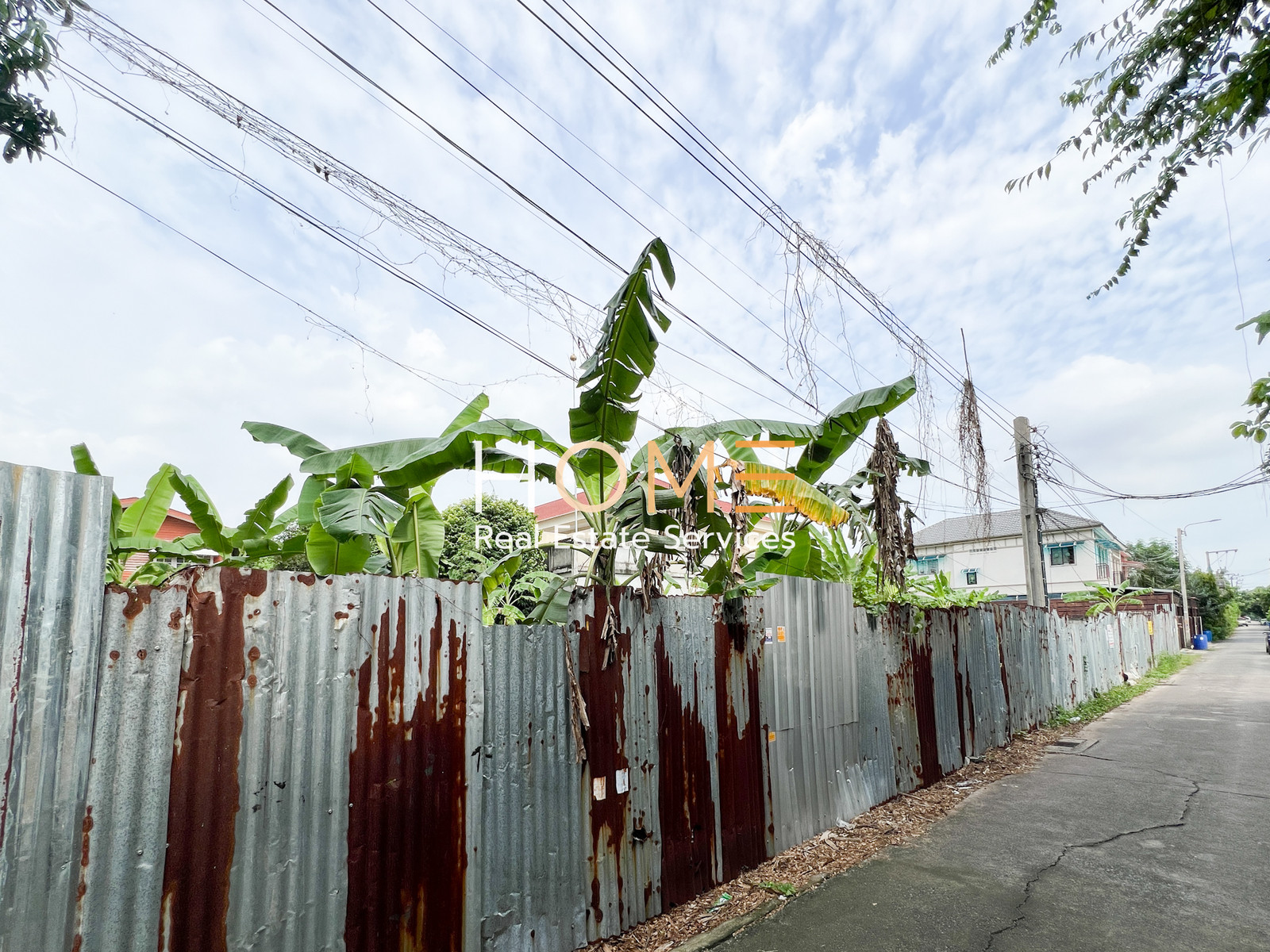 ที่ดิน ซอยวชิรธรรมสาธิต 53 / 78 ตร.วา (ขาย), Land plot in Soi Wachirathamsathit 53. / 78 Square Wa (FOR SALE) GNG197