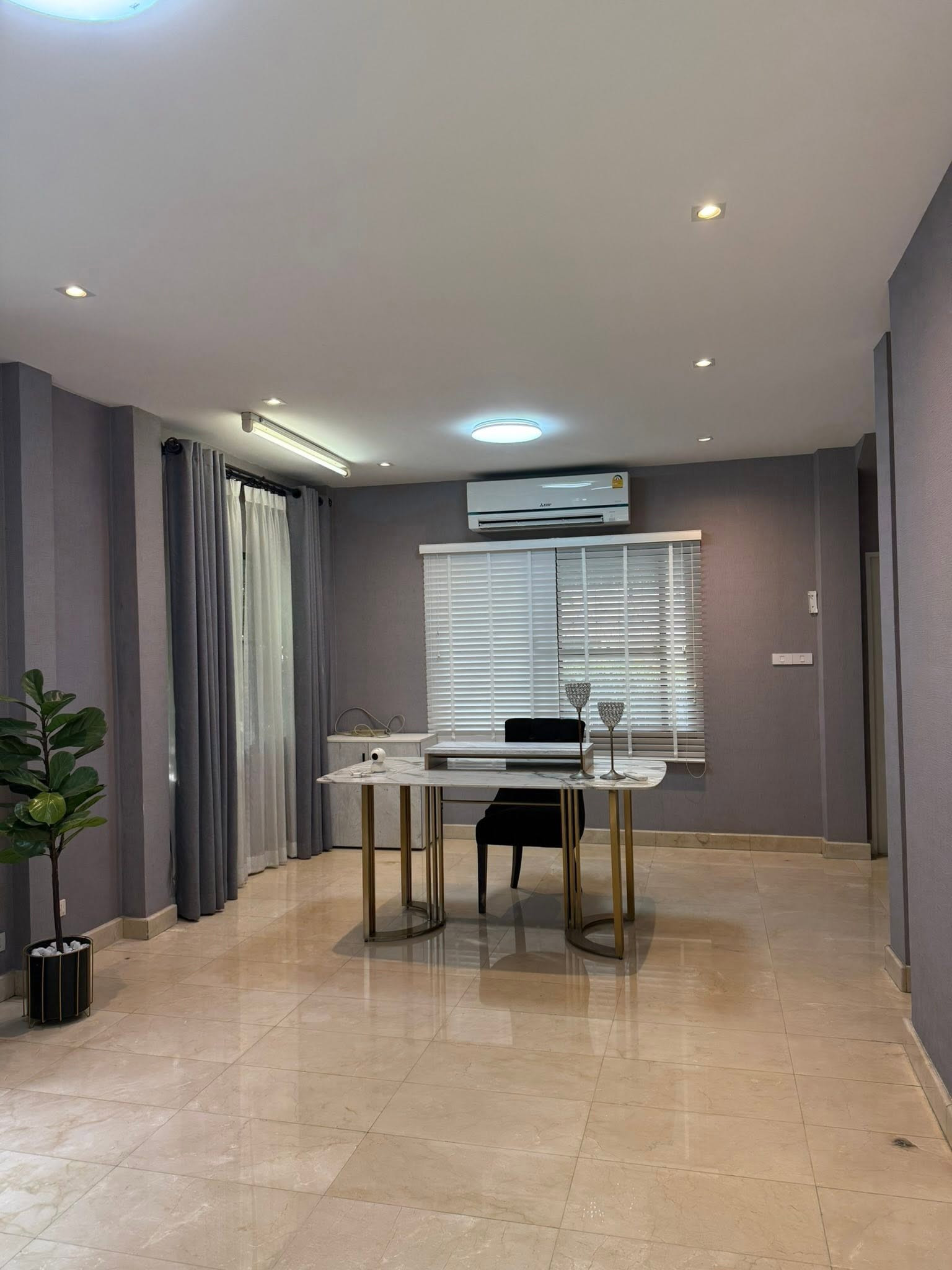Tararom Huamark / 3 Bedrooms (FOR RENT), ธารารมณ์ หัวหมาก / 3 ห้องนอน (เช่า) BZD236