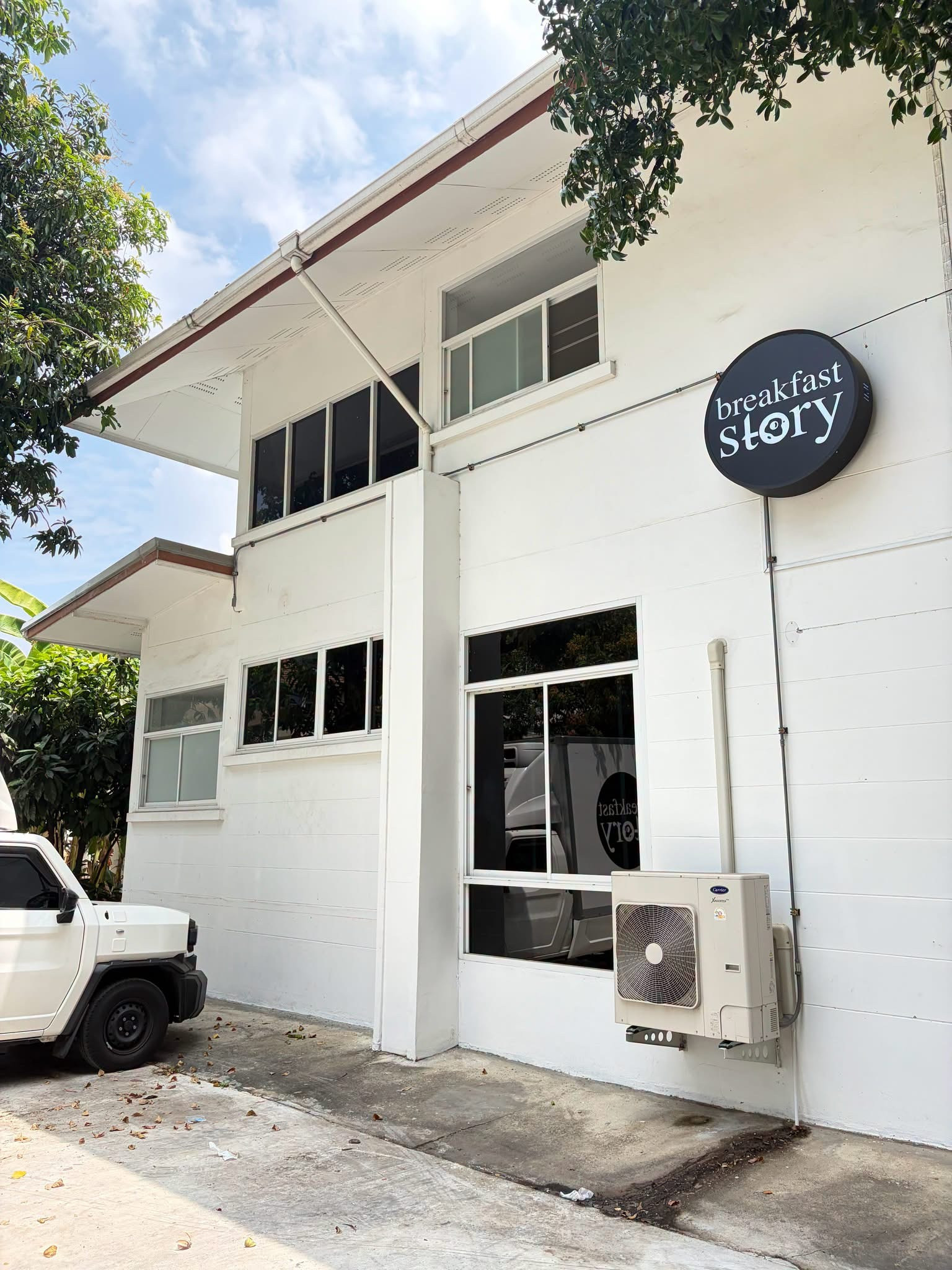บ้านเดี่ยว สุขุมวิท 55 / 4 ห้องนอน (ให้เช่า), Detached house Sukhumvit 55 / 4 Bedrooms (FOR RENT) GNG200