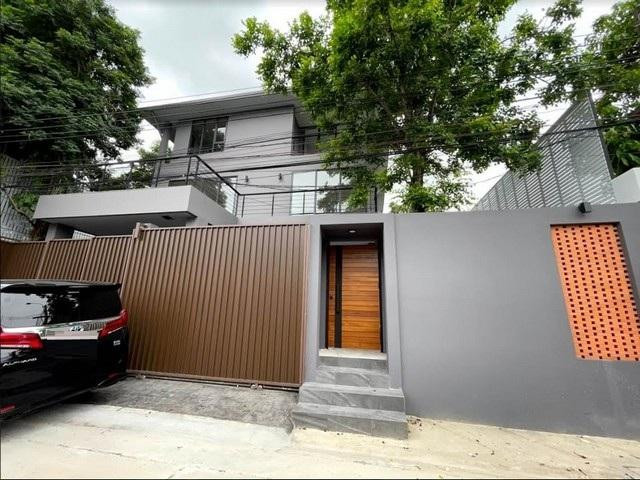 บ้านเดี่ยว สุขุมวิท 71 / 5 ห้องนอน (ขาย), Detached house Sukhumvit 71 / 5 Bedrooms (FOR SALE) GNG203
