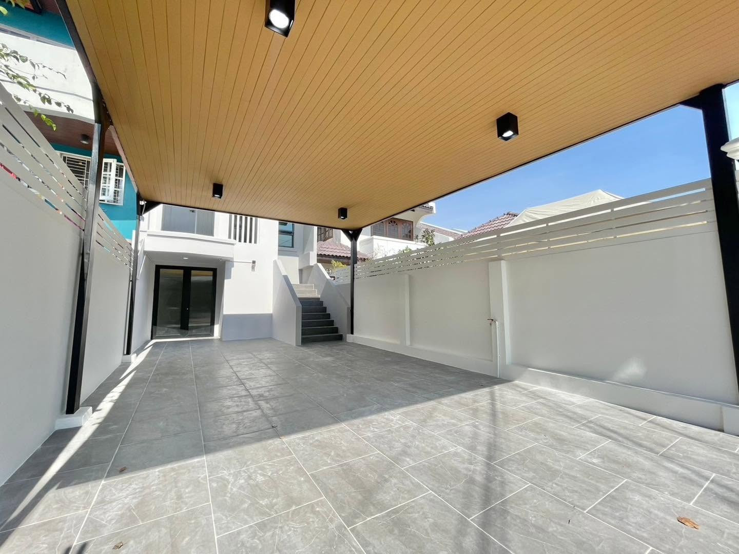 หมู่บ้านแสงอรุณนิเวศน์ 3 / 4 ห้องนอน (ขาย), Saeng Arun Niwet 3 Village / 4 Bedrooms (FOR SALE) EARK061