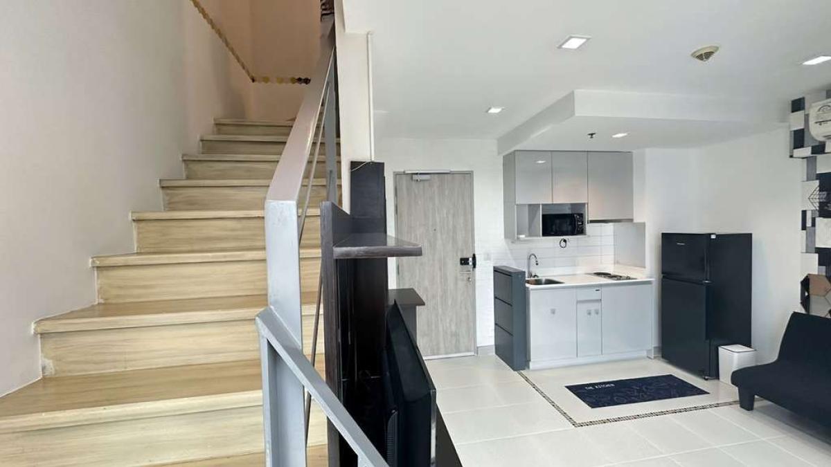 Ideo Mobi Rama 9 / Duplex 1 Bed (SALE WITH TENANT), ไอดีโอ โมบิ พระราม 9 / ดูเพล็กซ์ 1 ห้องนอน (ขายพร้อมผู้เช่า) JSMN182
